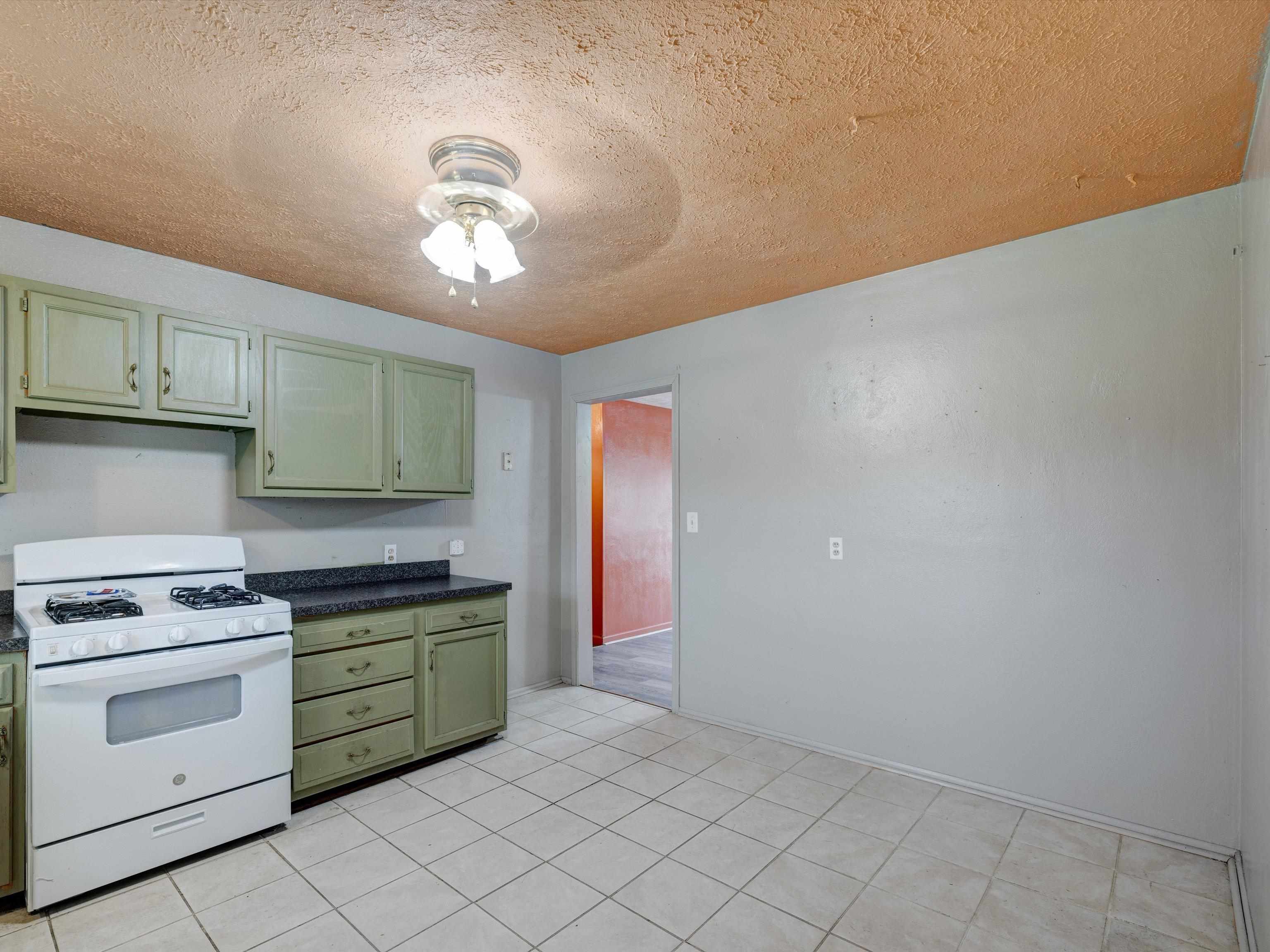 1225 Meadowlane Dr, Lewisport, Kentucky 42351, 3 Bedrooms Bedrooms, ,1 BathroomBathrooms,Single Family Residence,For Sale,Meadowlane Dr,87678
