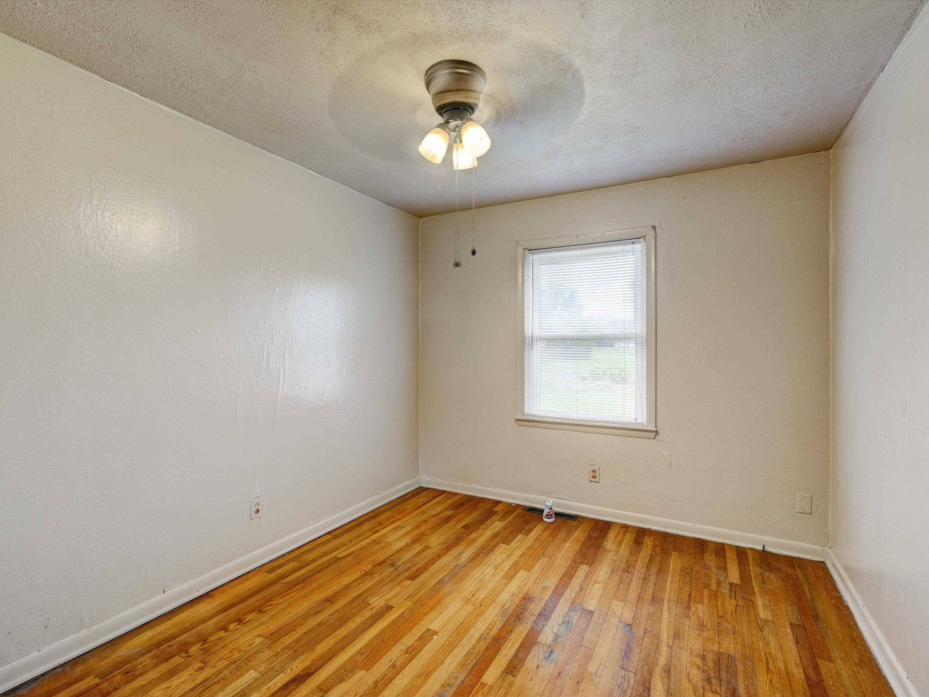 1225 Meadowlane Dr, Lewisport, Kentucky 42351, 3 Bedrooms Bedrooms, ,1 BathroomBathrooms,Single Family Residence,For Sale,Meadowlane Dr,87678