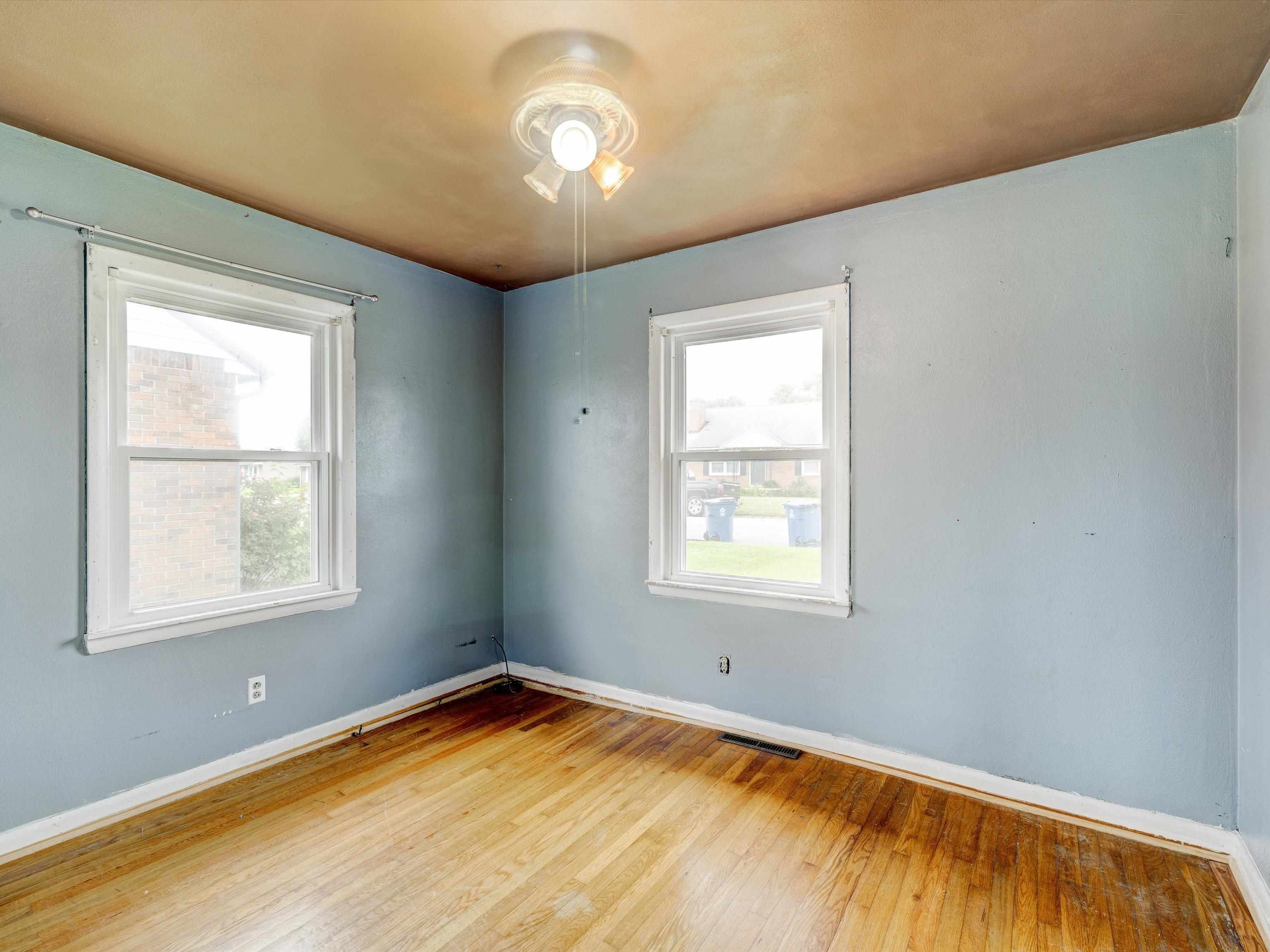 1225 Meadowlane Dr, Lewisport, Kentucky 42351, 3 Bedrooms Bedrooms, ,1 BathroomBathrooms,Single Family Residence,For Sale,Meadowlane Dr,87678
