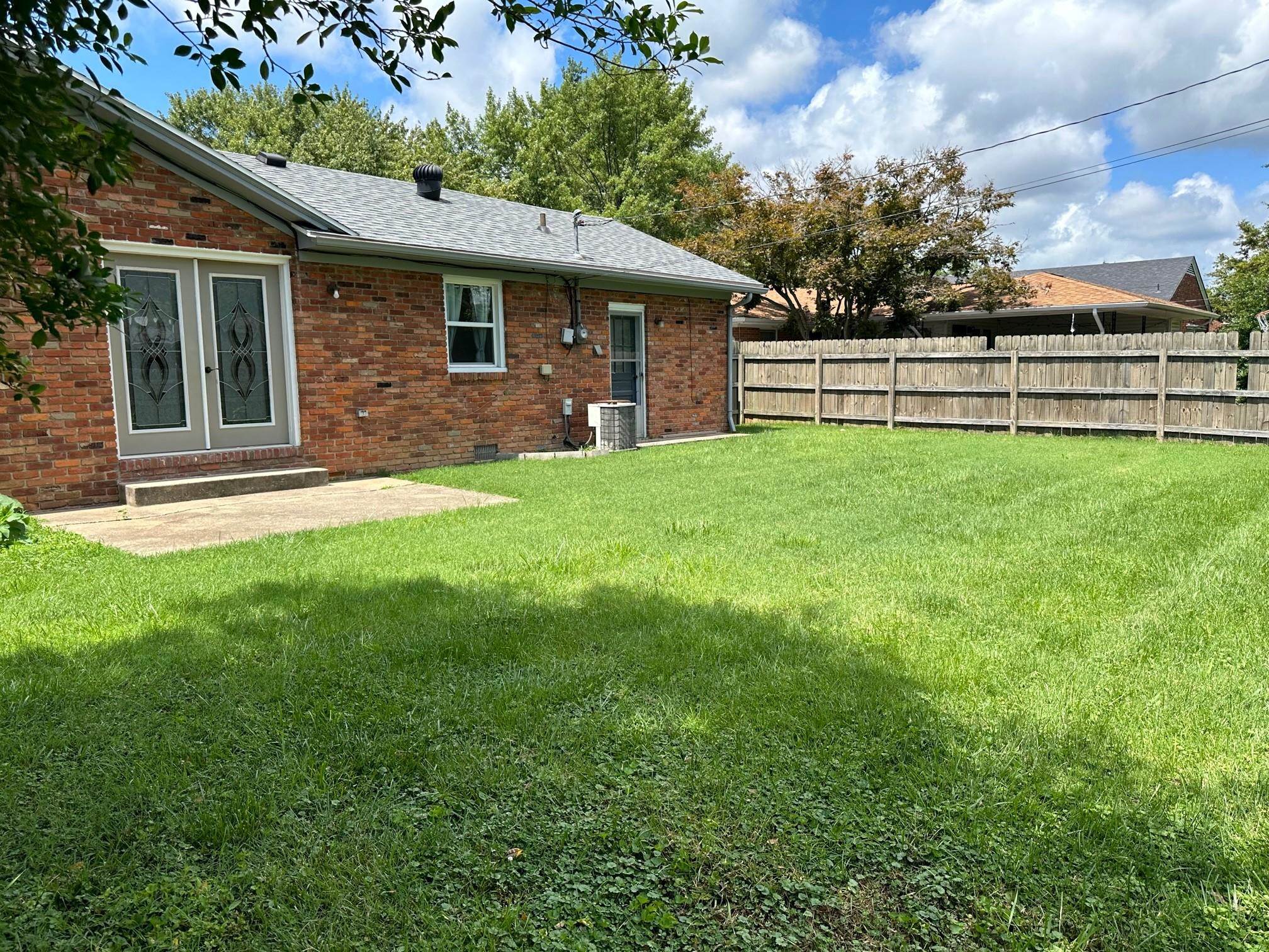 2701 Dartmouth Dr, Owensboro, Kentucky 42301, 3 Bedrooms Bedrooms, ,2 BathroomsBathrooms,Single Family Residence,For Sale,Dartmouth Dr,87682