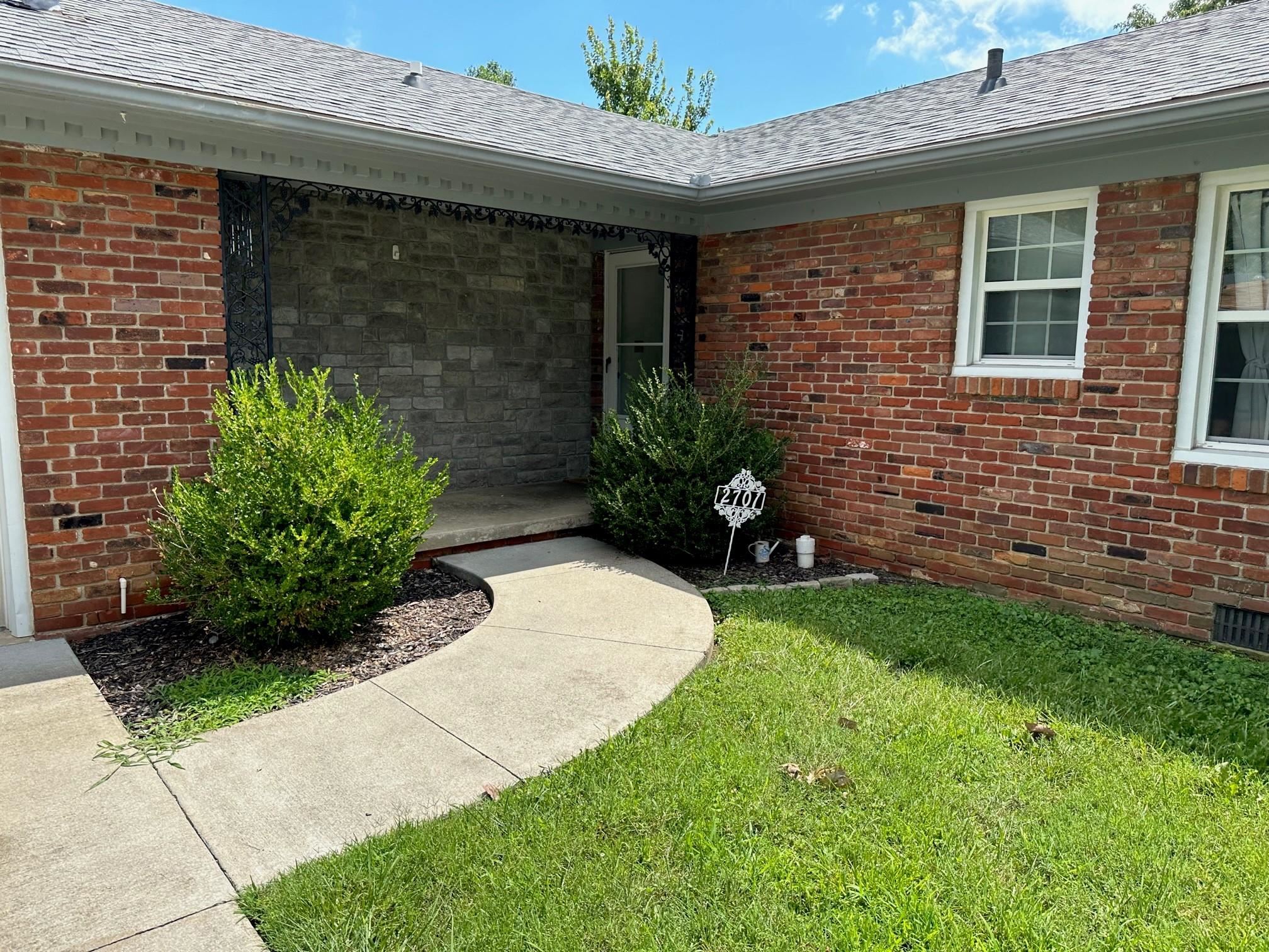 2701 Dartmouth Dr, Owensboro, Kentucky 42301, 3 Bedrooms Bedrooms, ,2 BathroomsBathrooms,Single Family Residence,For Sale,Dartmouth Dr,87682