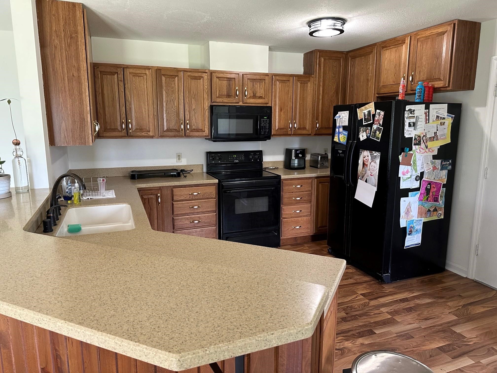 2701 Dartmouth Dr, Owensboro, Kentucky 42301, 3 Bedrooms Bedrooms, ,2 BathroomsBathrooms,Single Family Residence,For Sale,Dartmouth Dr,87682