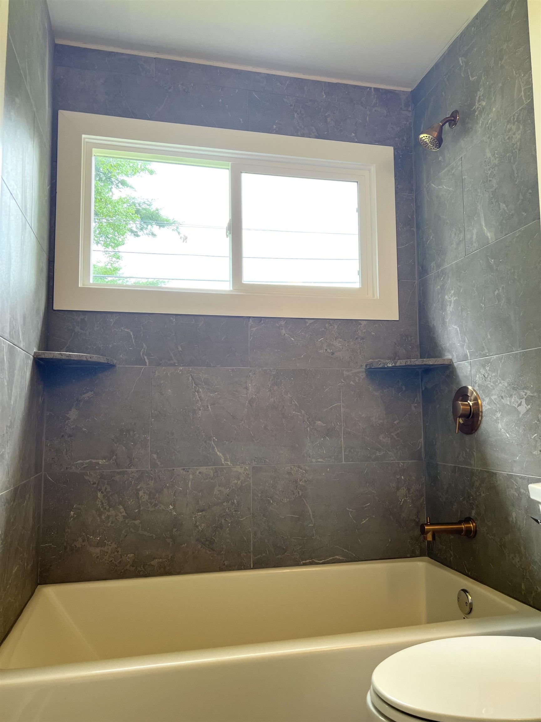 600 Tampa Drive, Owensboro, Kentucky 42303, 3 Bedrooms Bedrooms, ,1 BathroomBathrooms,Single Family Residence,For Sale,Tampa Drive,87688