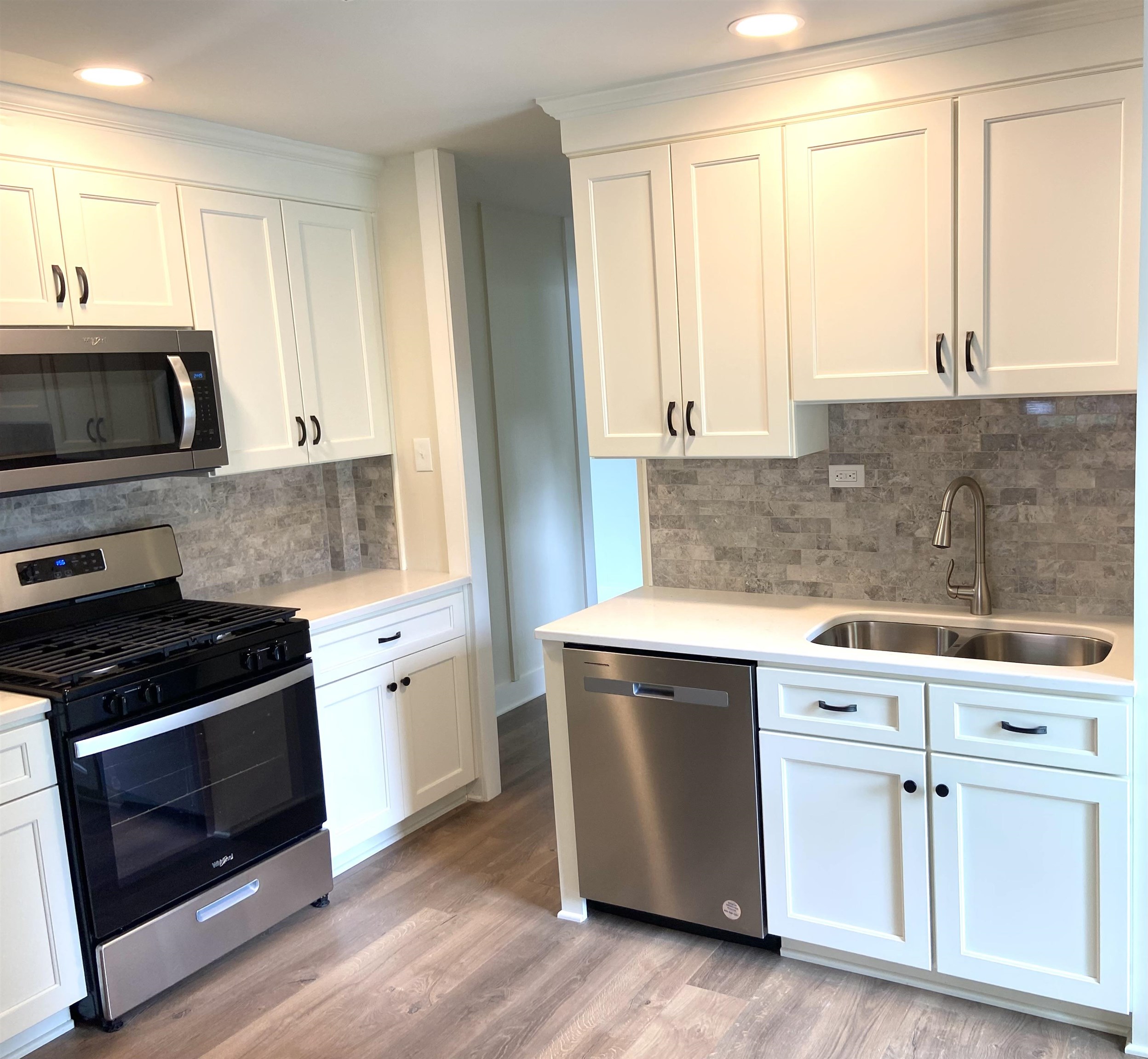 600 Tampa Drive, Owensboro, Kentucky 42303, 3 Bedrooms Bedrooms, ,1 BathroomBathrooms,Single Family Residence,For Sale,Tampa Drive,87688