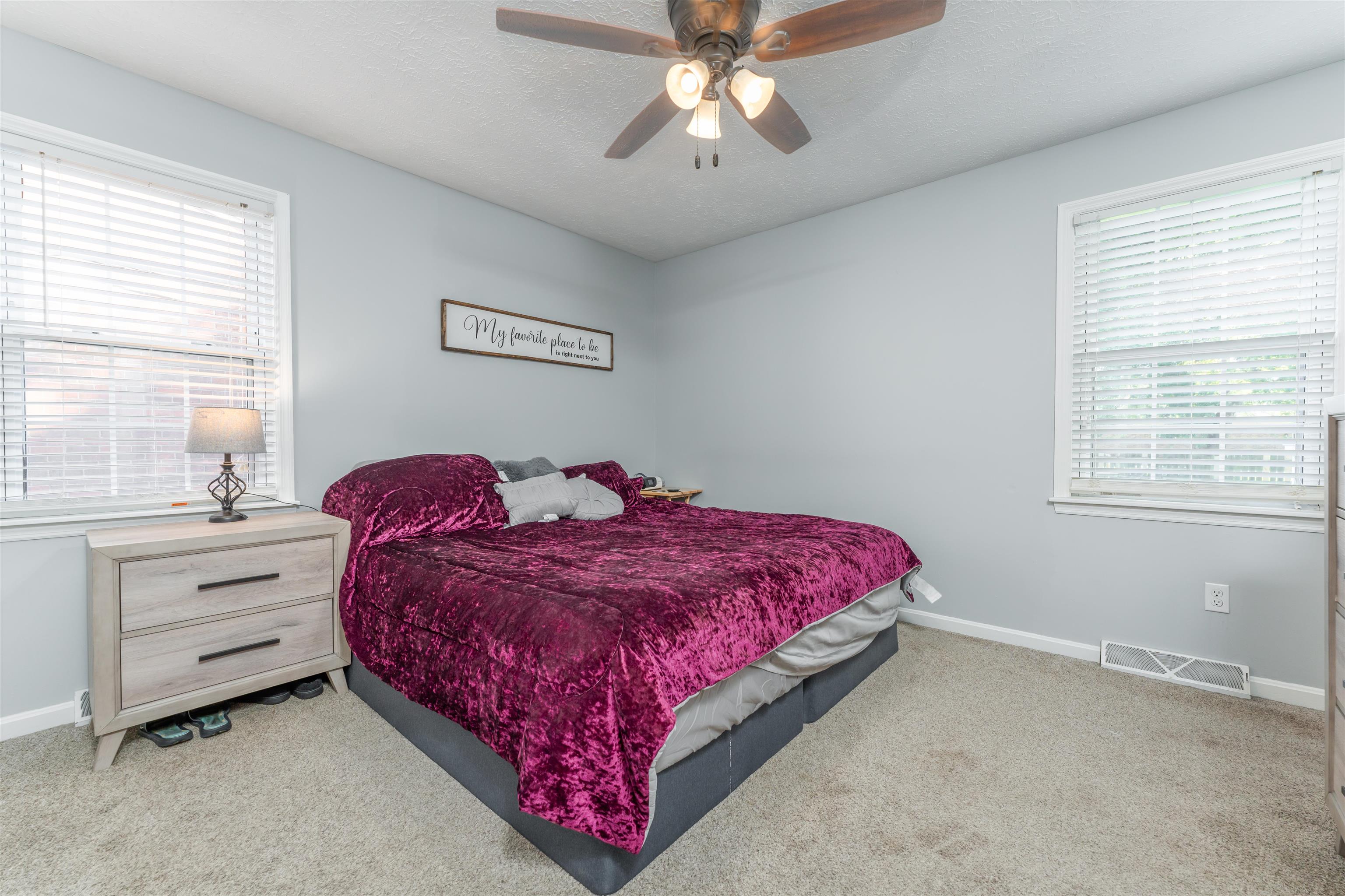 3908 Greenfield Lane, Owensboro, Kentucky 42301, 3 Bedrooms Bedrooms, ,2 BathroomsBathrooms,Single Family Residence,For Sale,Greenfield Lane,87696