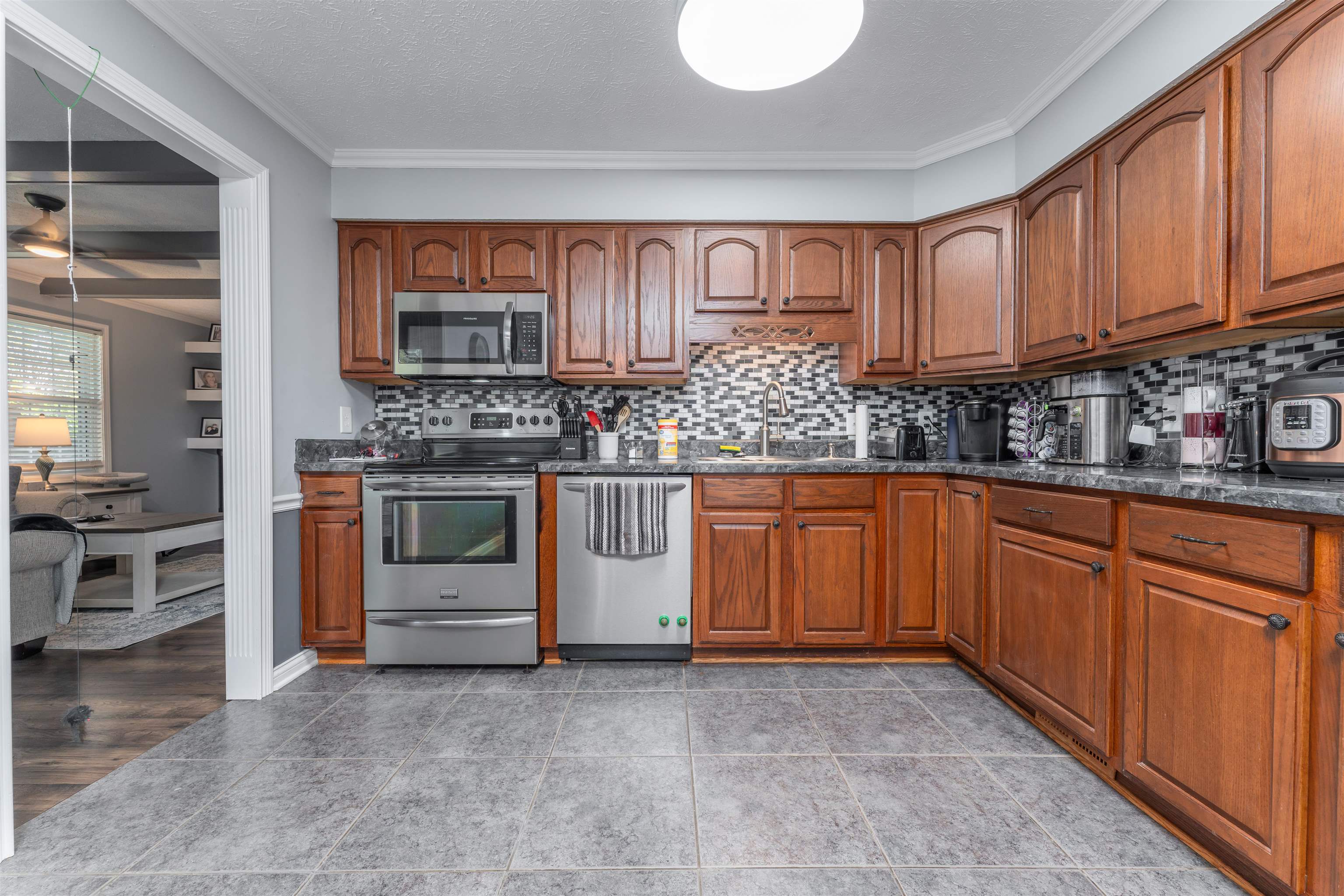 3908 Greenfield Lane, Owensboro, Kentucky 42301, 3 Bedrooms Bedrooms, ,2 BathroomsBathrooms,Single Family Residence,For Sale,Greenfield Lane,87696