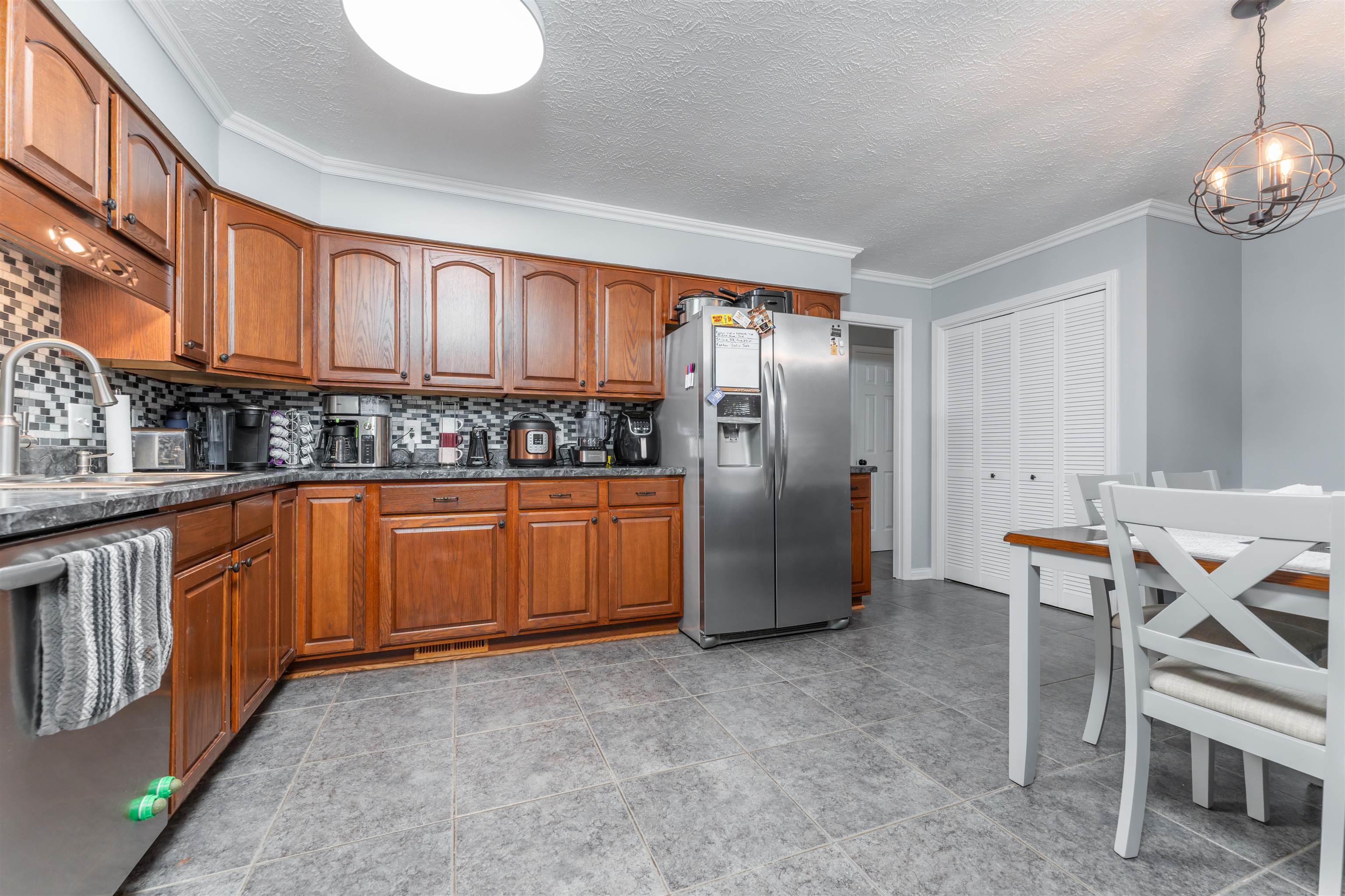 3908 Greenfield Lane, Owensboro, Kentucky 42301, 3 Bedrooms Bedrooms, ,2 BathroomsBathrooms,Single Family Residence,For Sale,Greenfield Lane,87696