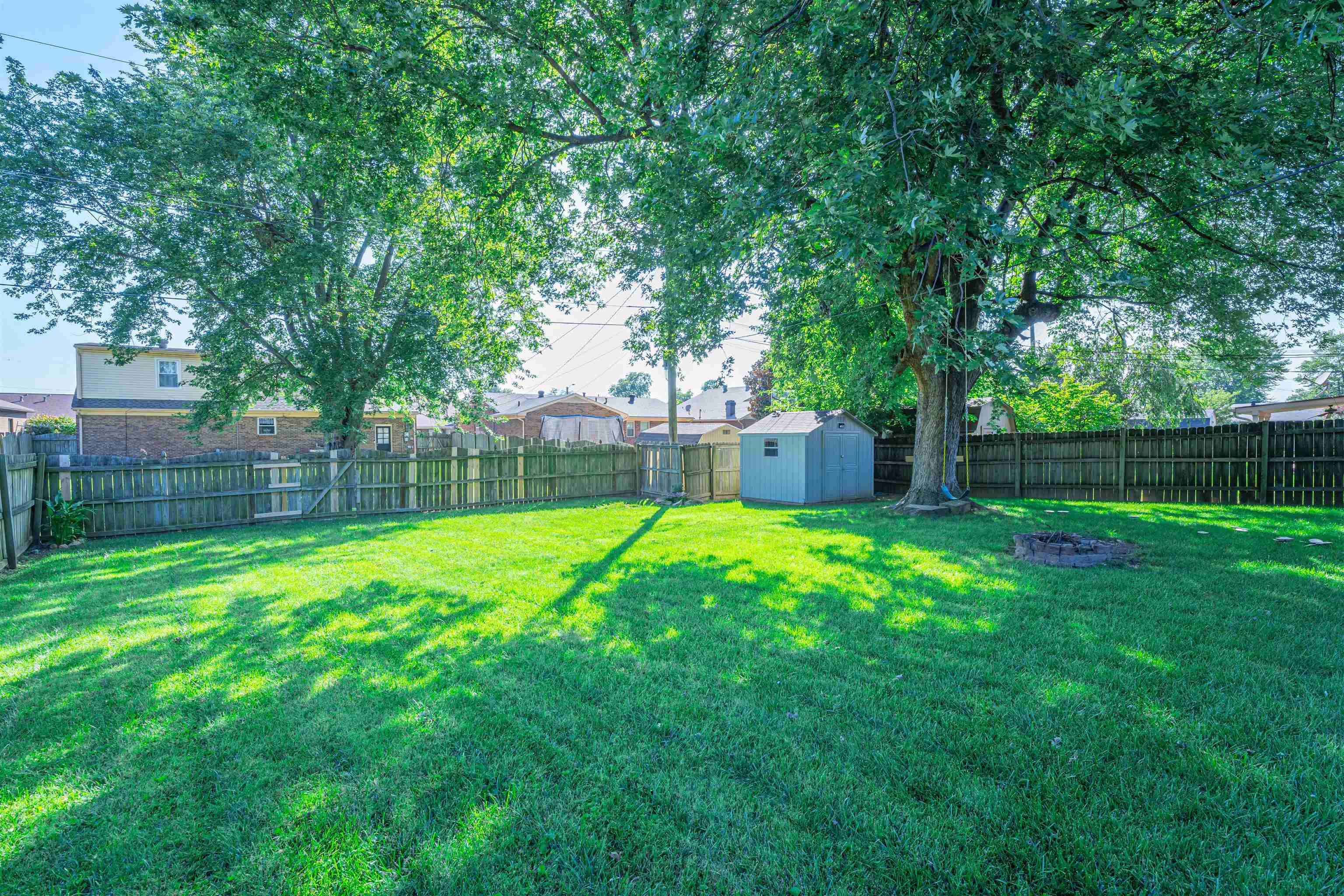 3908 Greenfield Lane, Owensboro, Kentucky 42301, 3 Bedrooms Bedrooms, ,2 BathroomsBathrooms,Single Family Residence,For Sale,Greenfield Lane,87696