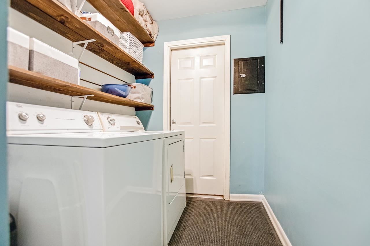 1438 Wilson Drive, Henderson, Kentucky 42420, 3 Bedrooms Bedrooms, ,1 BathroomBathrooms,Single Family Residence,For Sale,Wilson Drive,87707