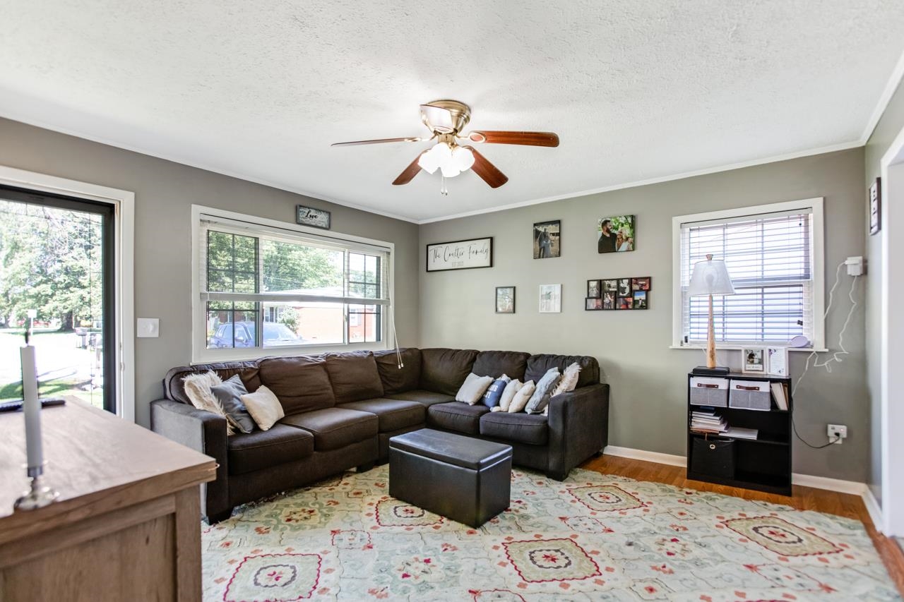 1438 Wilson Drive, Henderson, Kentucky 42420, 3 Bedrooms Bedrooms, ,1 BathroomBathrooms,Single Family Residence,For Sale,Wilson Drive,87707