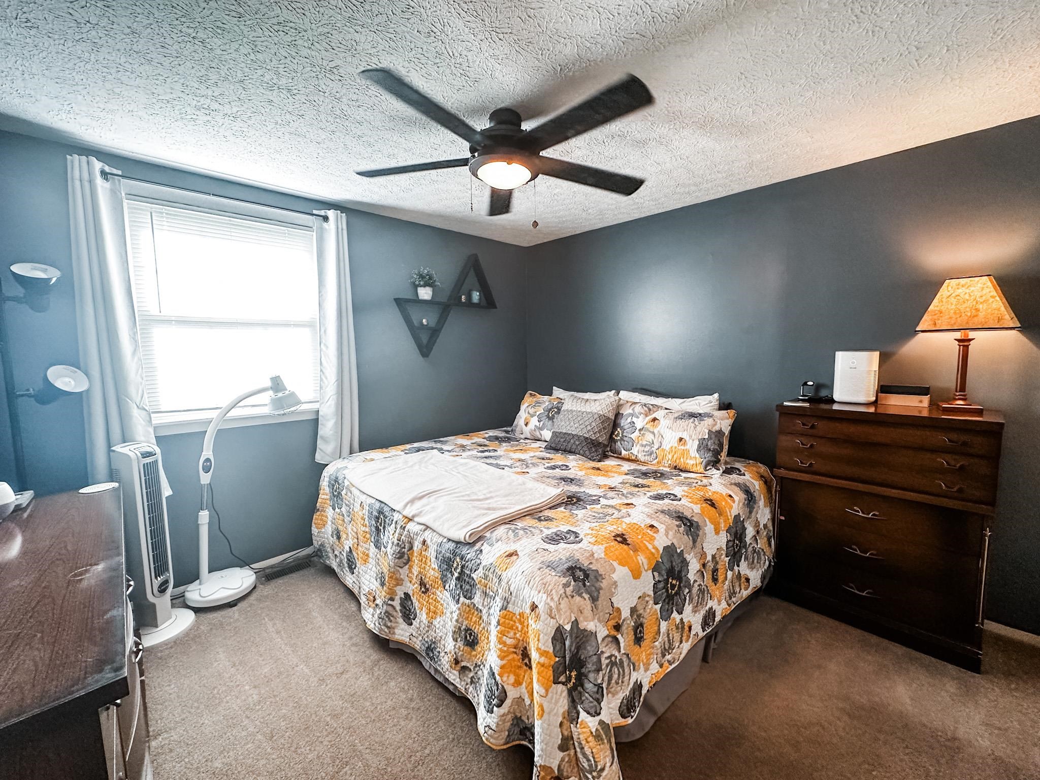 940 Piedmont Dr, Owensboro, Kentucky 42301, 3 Bedrooms Bedrooms, ,1 BathroomBathrooms,Single Family Residence,For Sale,Piedmont Dr,87725