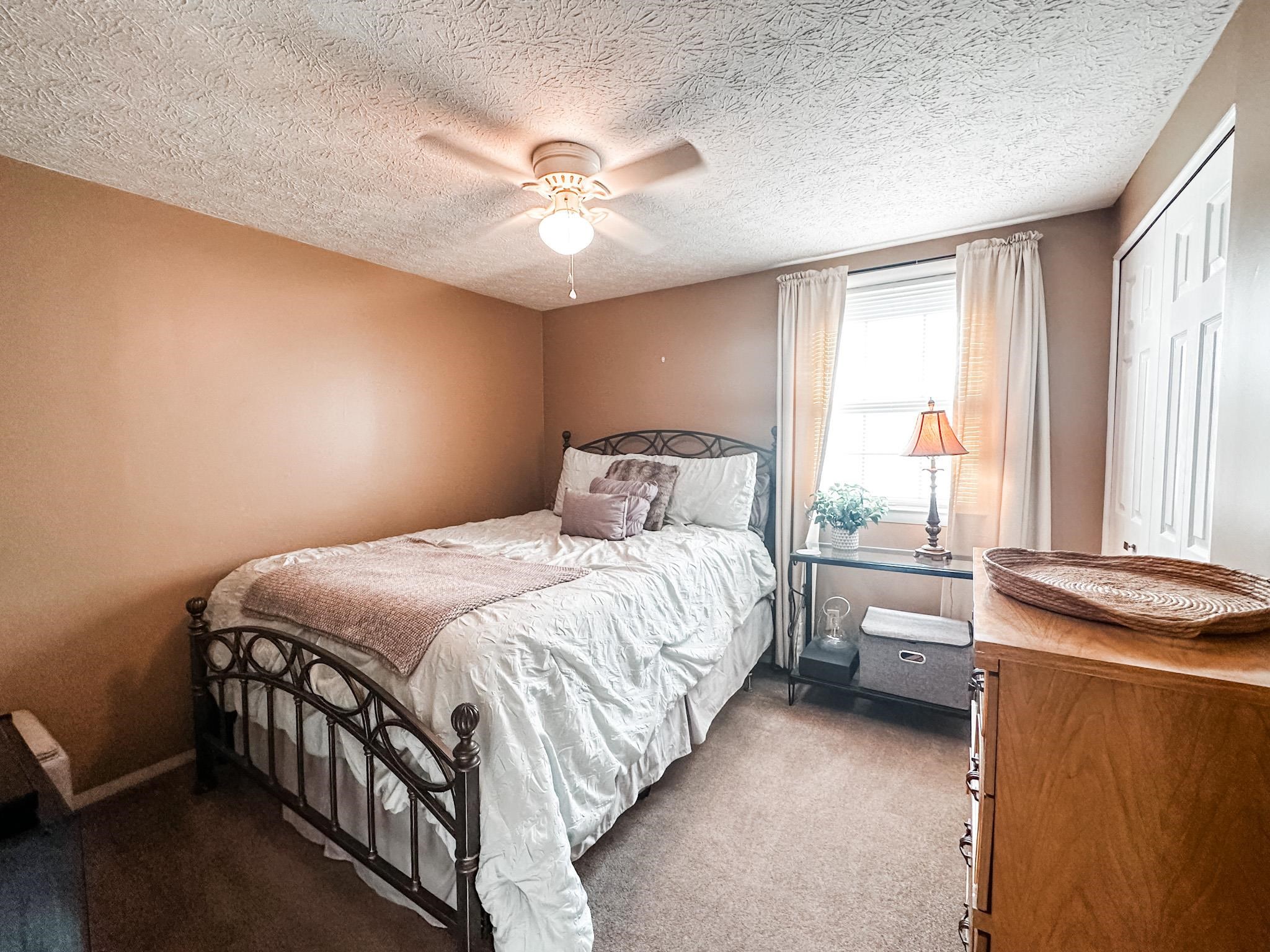 940 Piedmont Dr, Owensboro, Kentucky 42301, 3 Bedrooms Bedrooms, ,1 BathroomBathrooms,Single Family Residence,For Sale,Piedmont Dr,87725