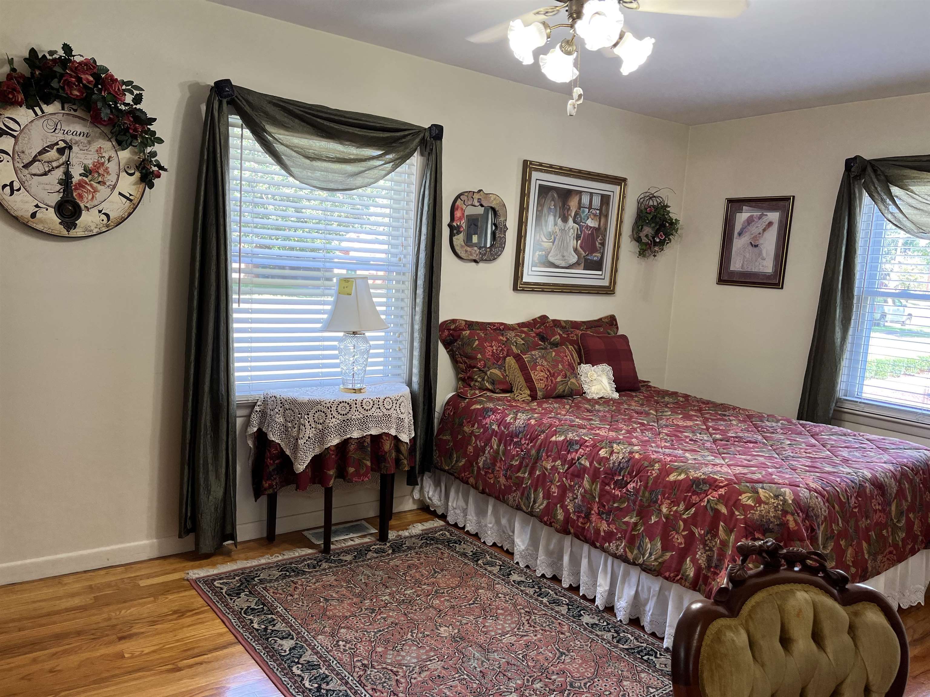 2425 Windsor Ave, Owensboro, Kentucky 42301, 3 Bedrooms Bedrooms, ,2 BathroomsBathrooms,Single Family Residence,For Sale,Windsor Ave,87764