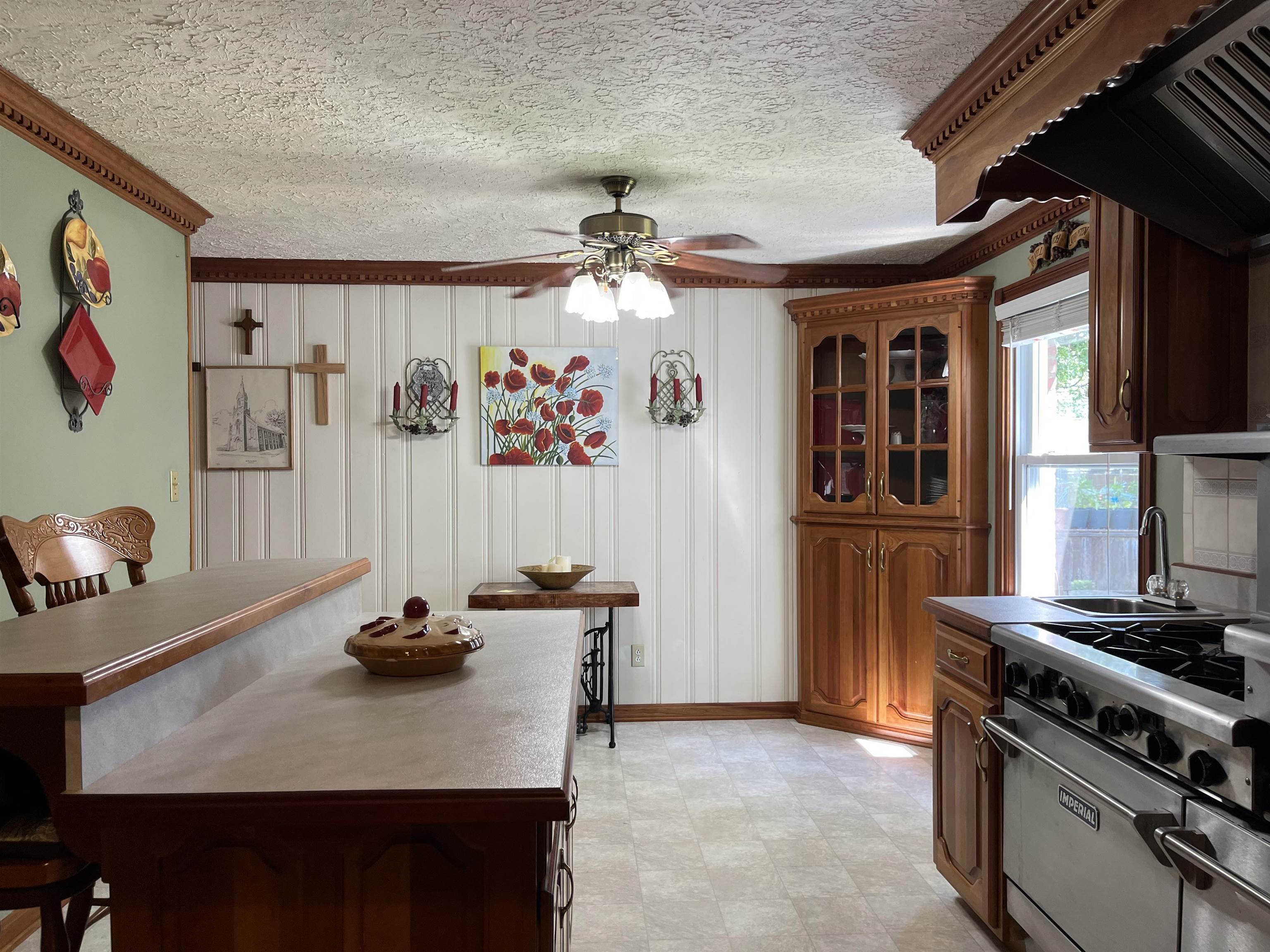 2425 Windsor Ave, Owensboro, Kentucky 42301, 3 Bedrooms Bedrooms, ,2 BathroomsBathrooms,Single Family Residence,For Sale,Windsor Ave,87764