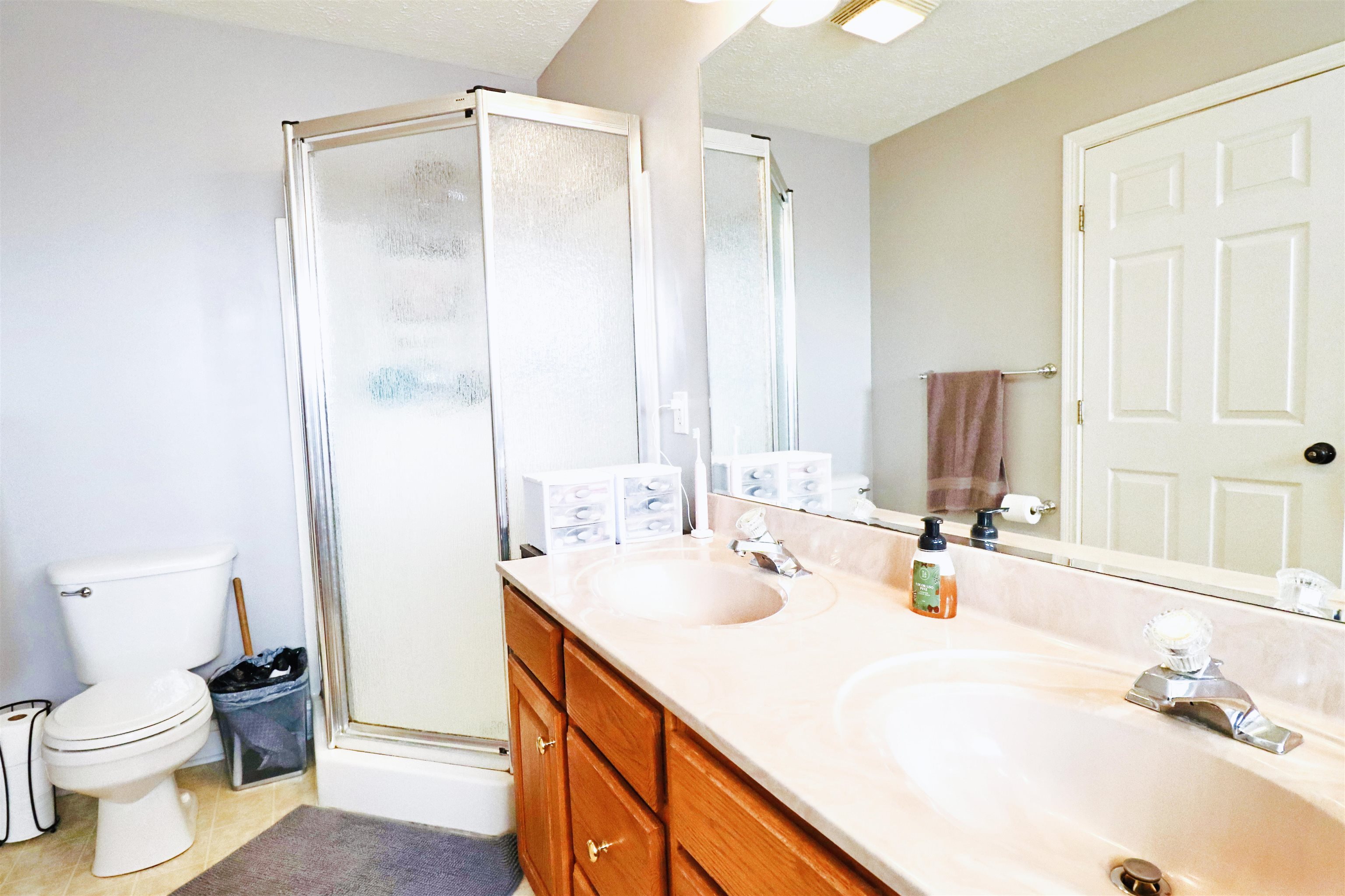 430 Graystone, Owensboro, Kentucky 42301, 4 Bedrooms Bedrooms, ,2 BathroomsBathrooms,Single Family Residence,For Sale,Graystone,87766