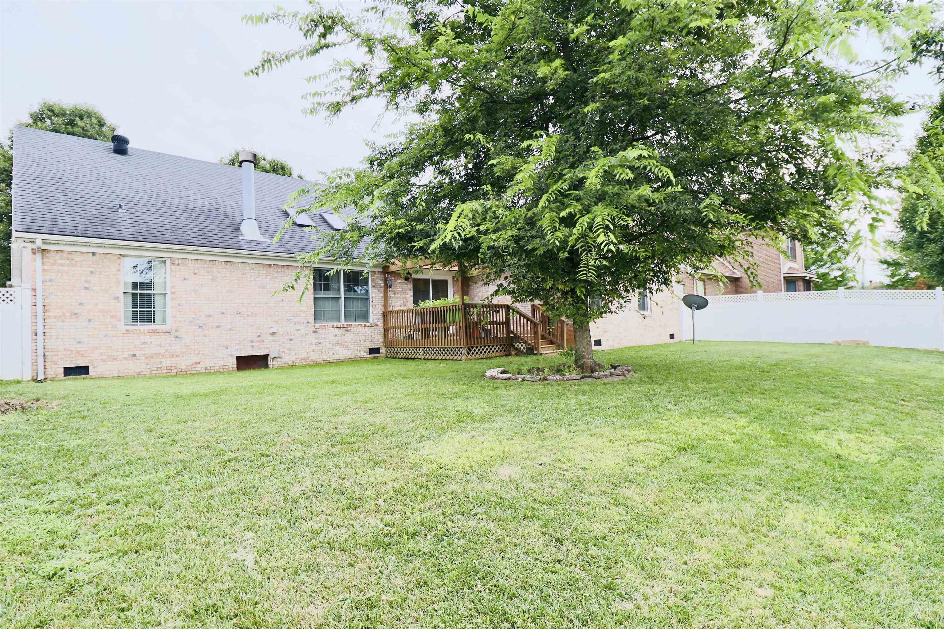 430 Graystone, Owensboro, Kentucky 42301, 4 Bedrooms Bedrooms, ,2 BathroomsBathrooms,Single Family Residence,For Sale,Graystone,87766
