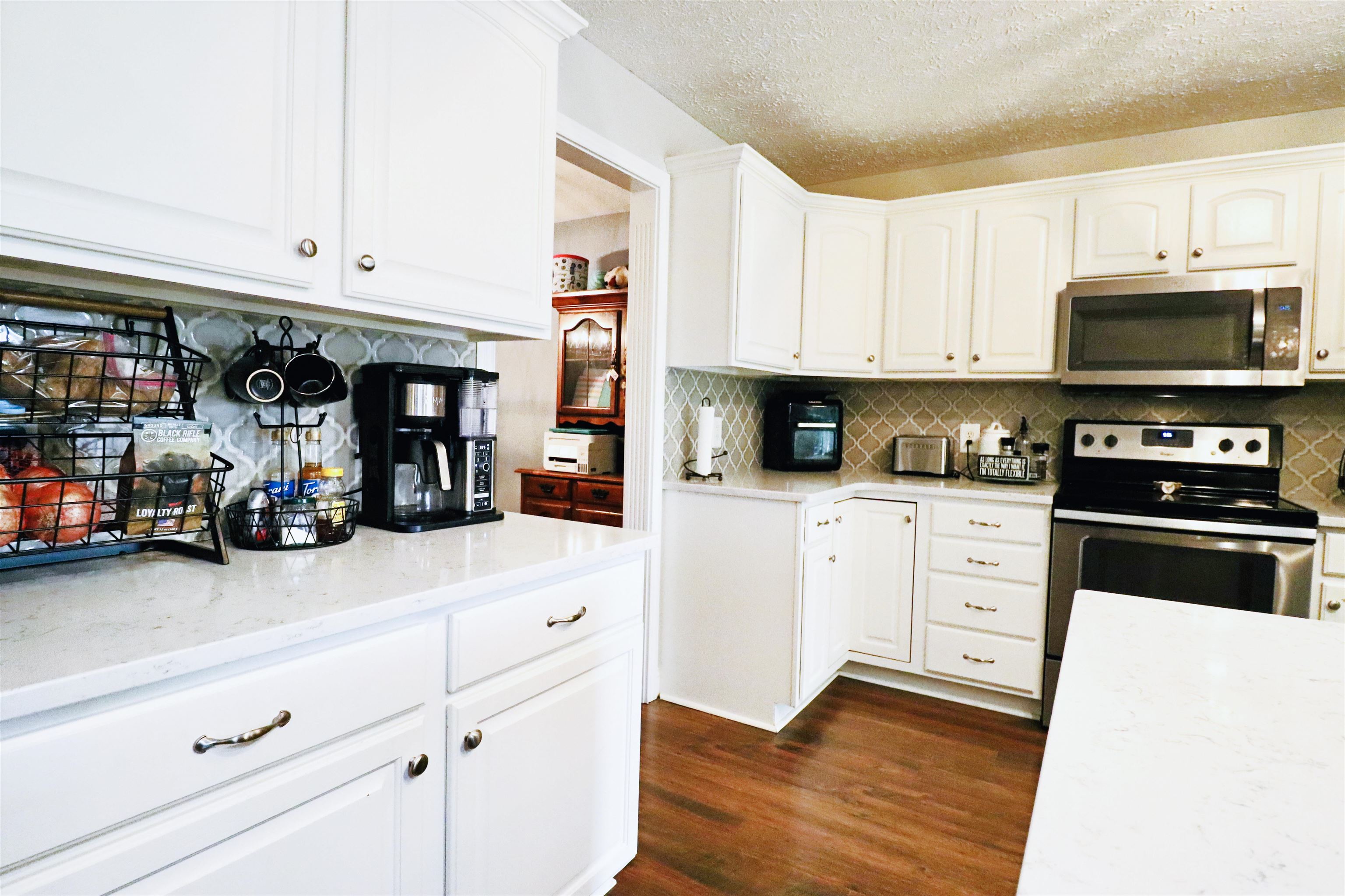 430 Graystone, Owensboro, Kentucky 42301, 4 Bedrooms Bedrooms, ,2 BathroomsBathrooms,Single Family Residence,For Sale,Graystone,87766