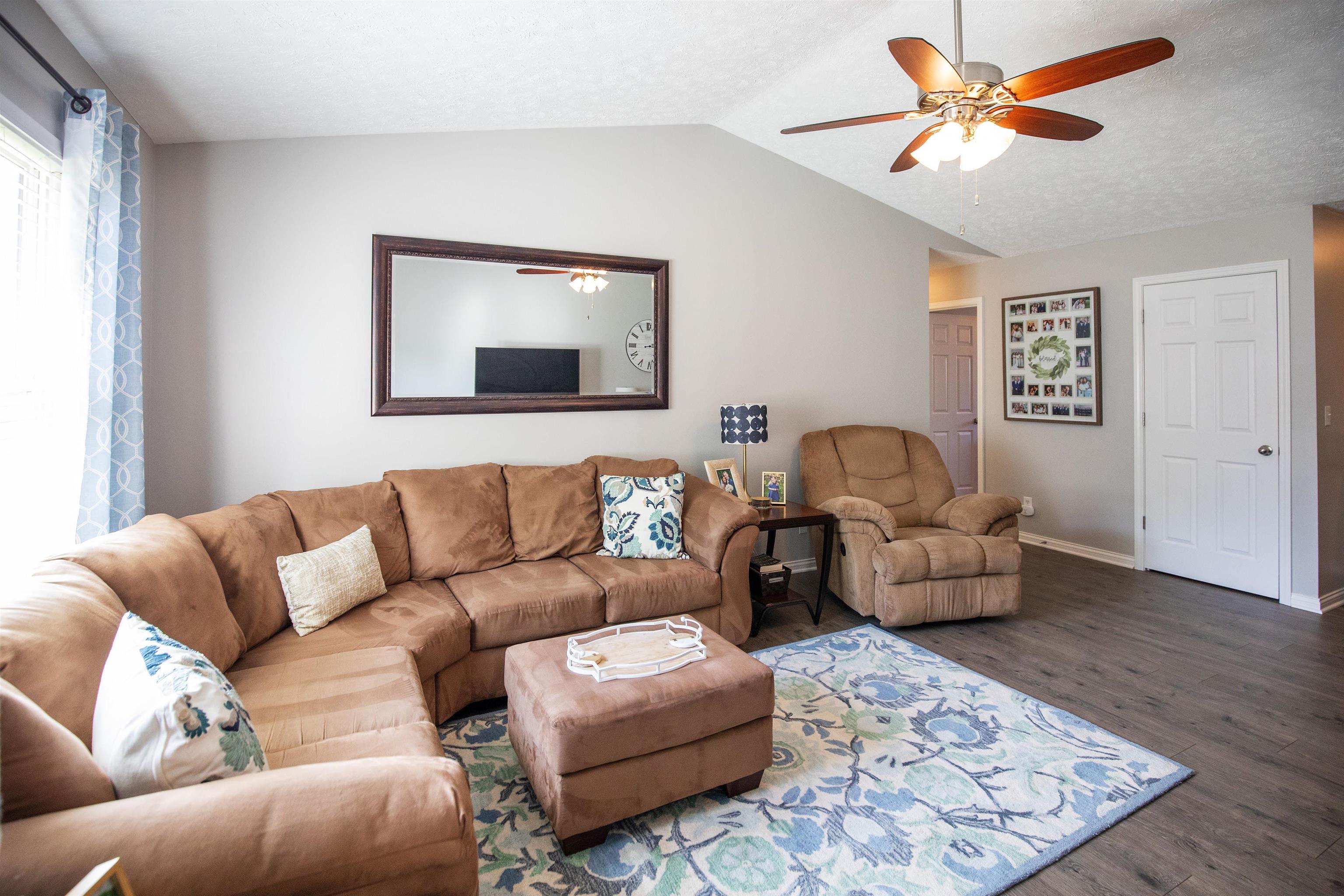 3715 Legacy Run, Owensboro, Kentucky 42301, 3 Bedrooms Bedrooms, ,2 BathroomsBathrooms,Single Family Residence,For Sale,Legacy Run,87767