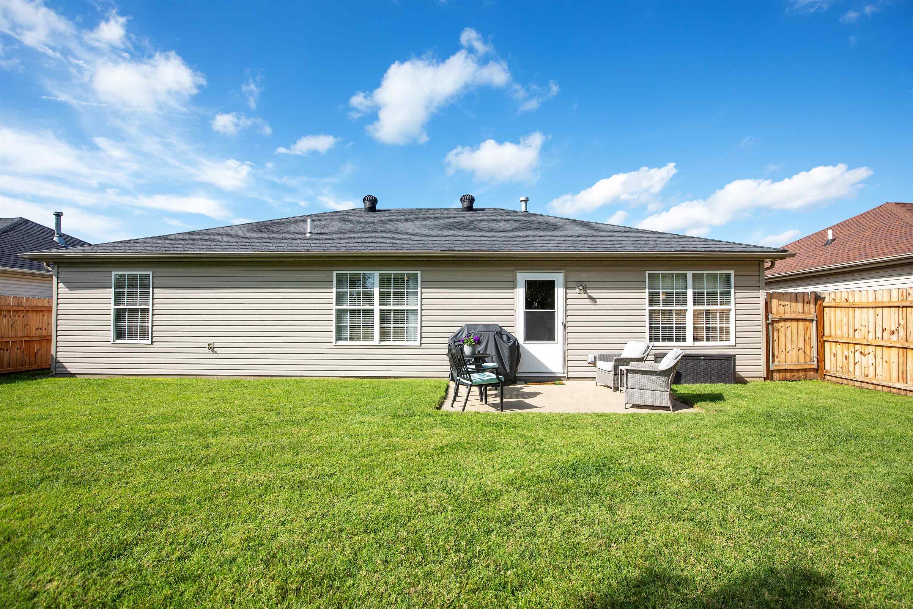 3715 Legacy Run, Owensboro, Kentucky 42301, 3 Bedrooms Bedrooms, ,2 BathroomsBathrooms,Single Family Residence,For Sale,Legacy Run,87767