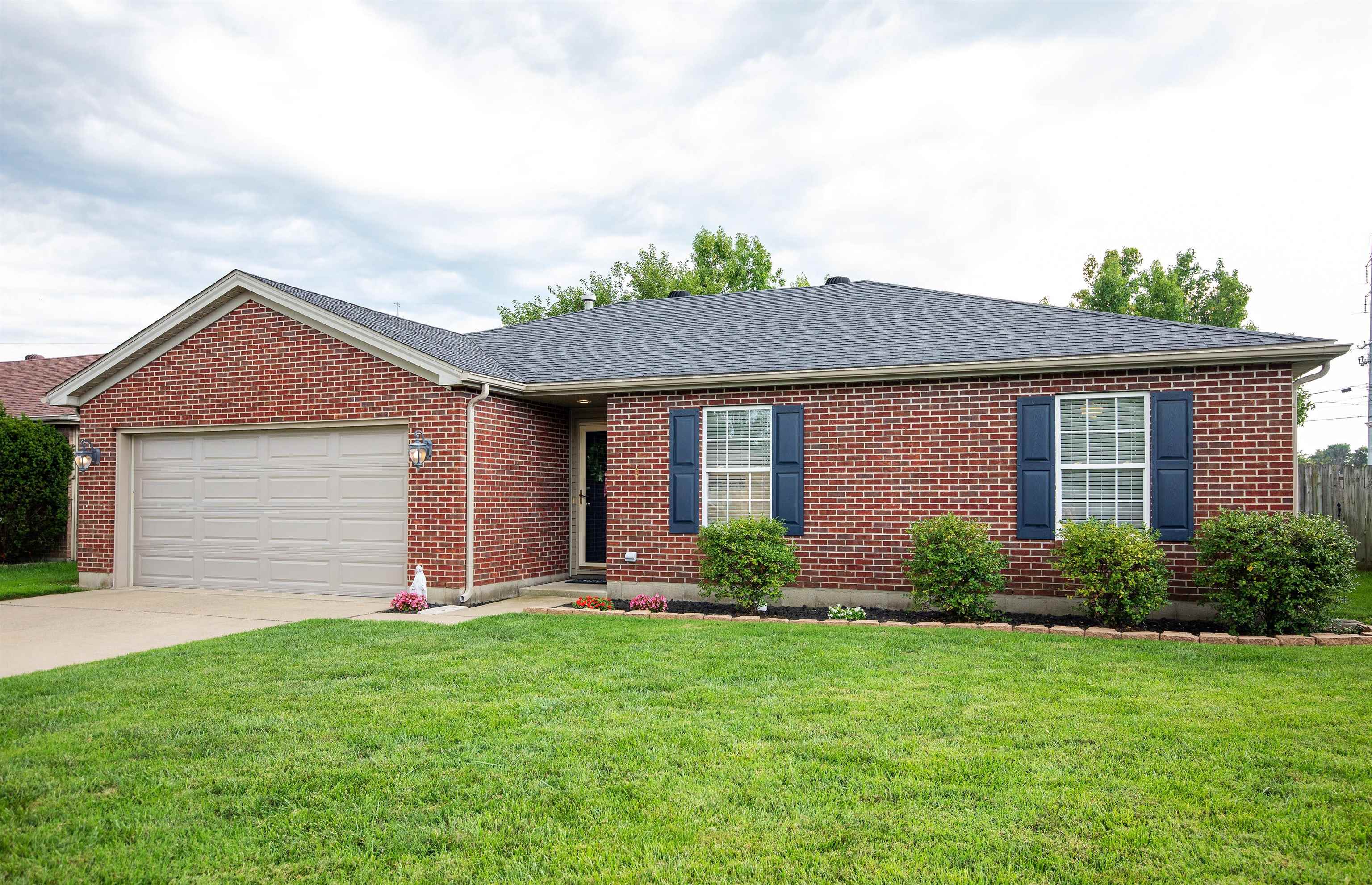 3715 Legacy Run, Owensboro, Kentucky 42301, 3 Bedrooms Bedrooms, ,2 BathroomsBathrooms,Single Family Residence,For Sale,Legacy Run,87767