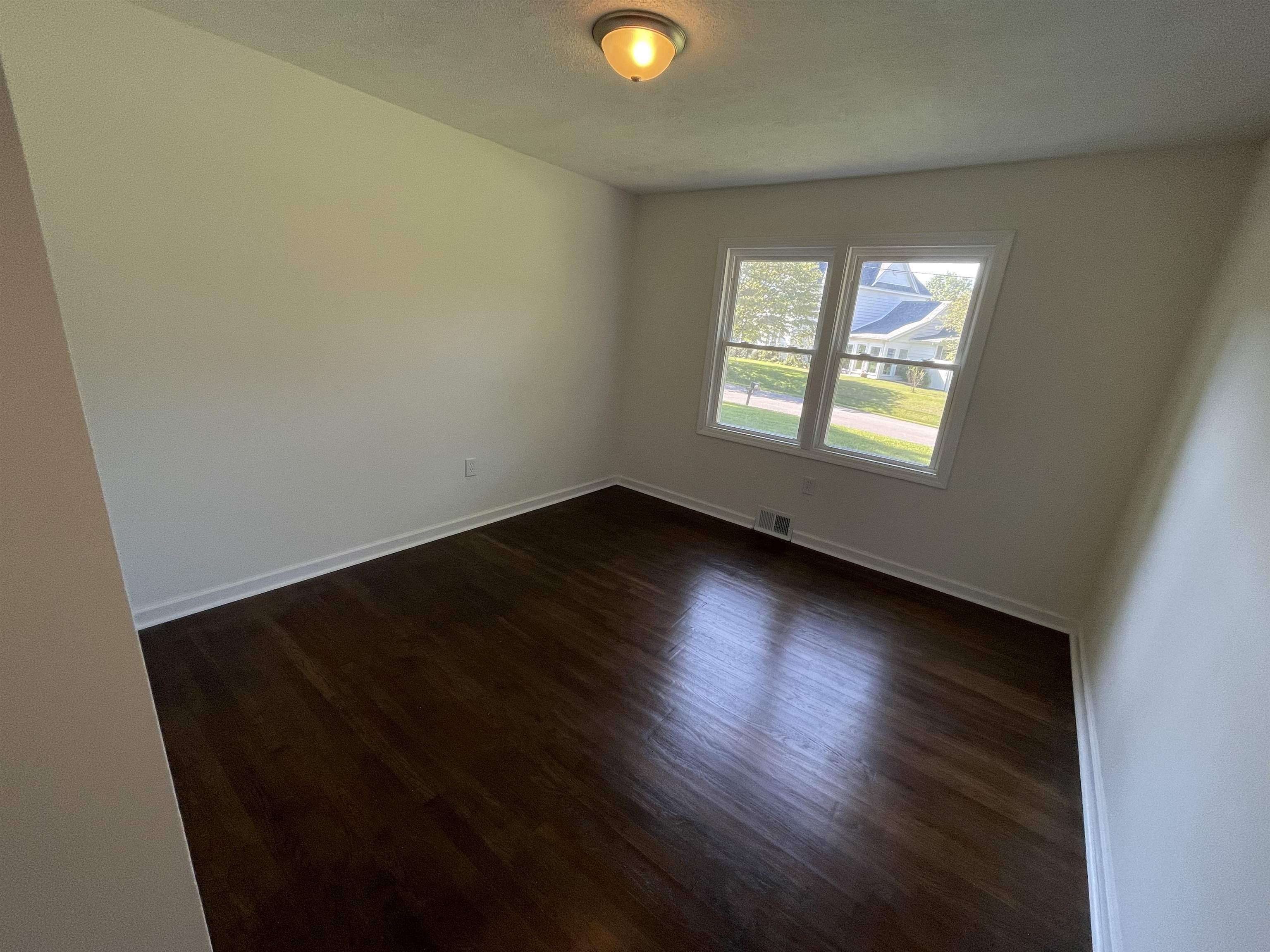 520 Main St, Island, Kentucky 42350, 4 Bedrooms Bedrooms, ,2 BathroomsBathrooms,Single Family Residence,For Sale,Main St,87774