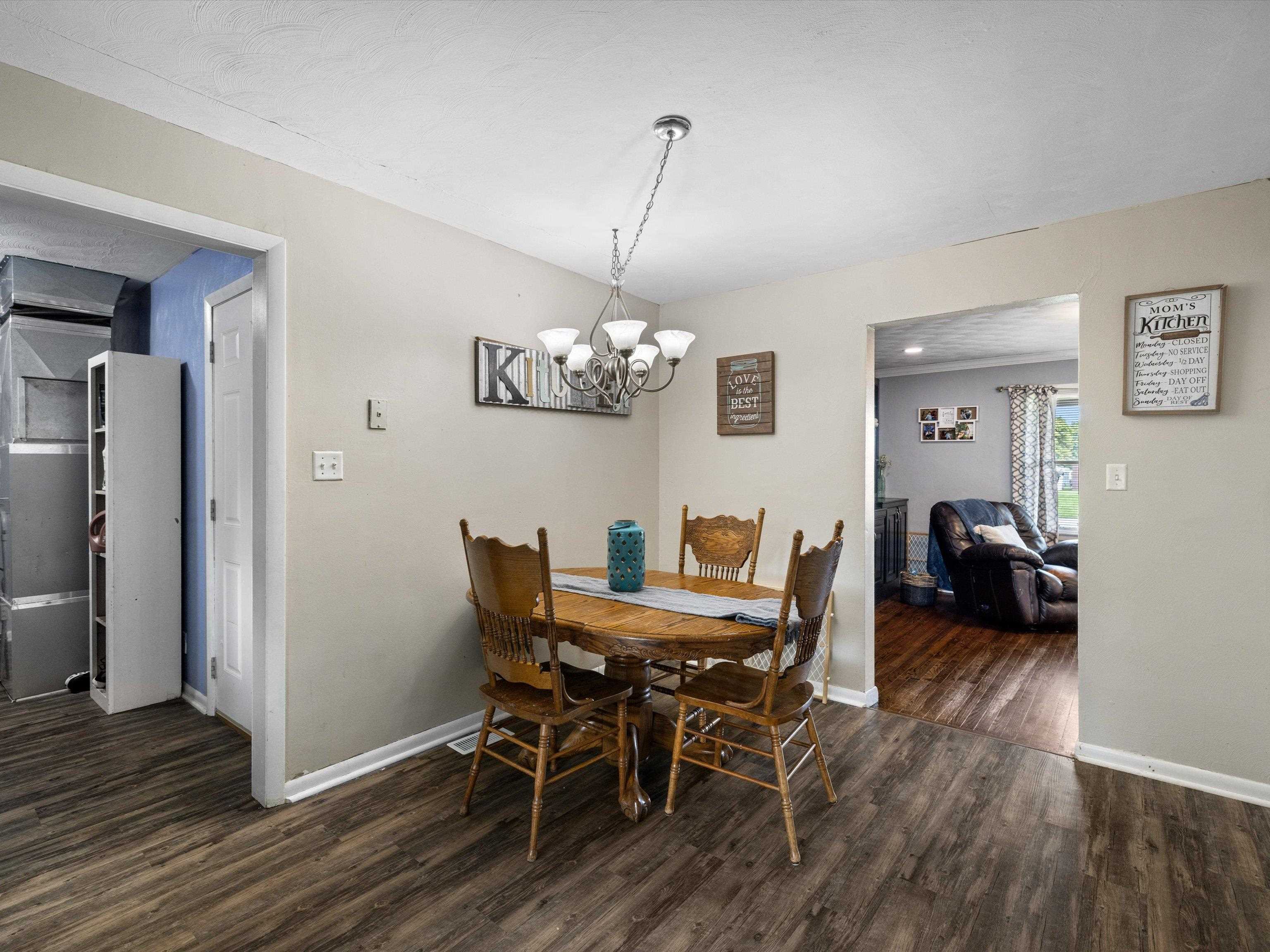 255 Homer Young St, Lewisport, Kentucky 42351, 3 Bedrooms Bedrooms, ,1 BathroomBathrooms,Single Family Residence,For Sale,Homer Young St,87797