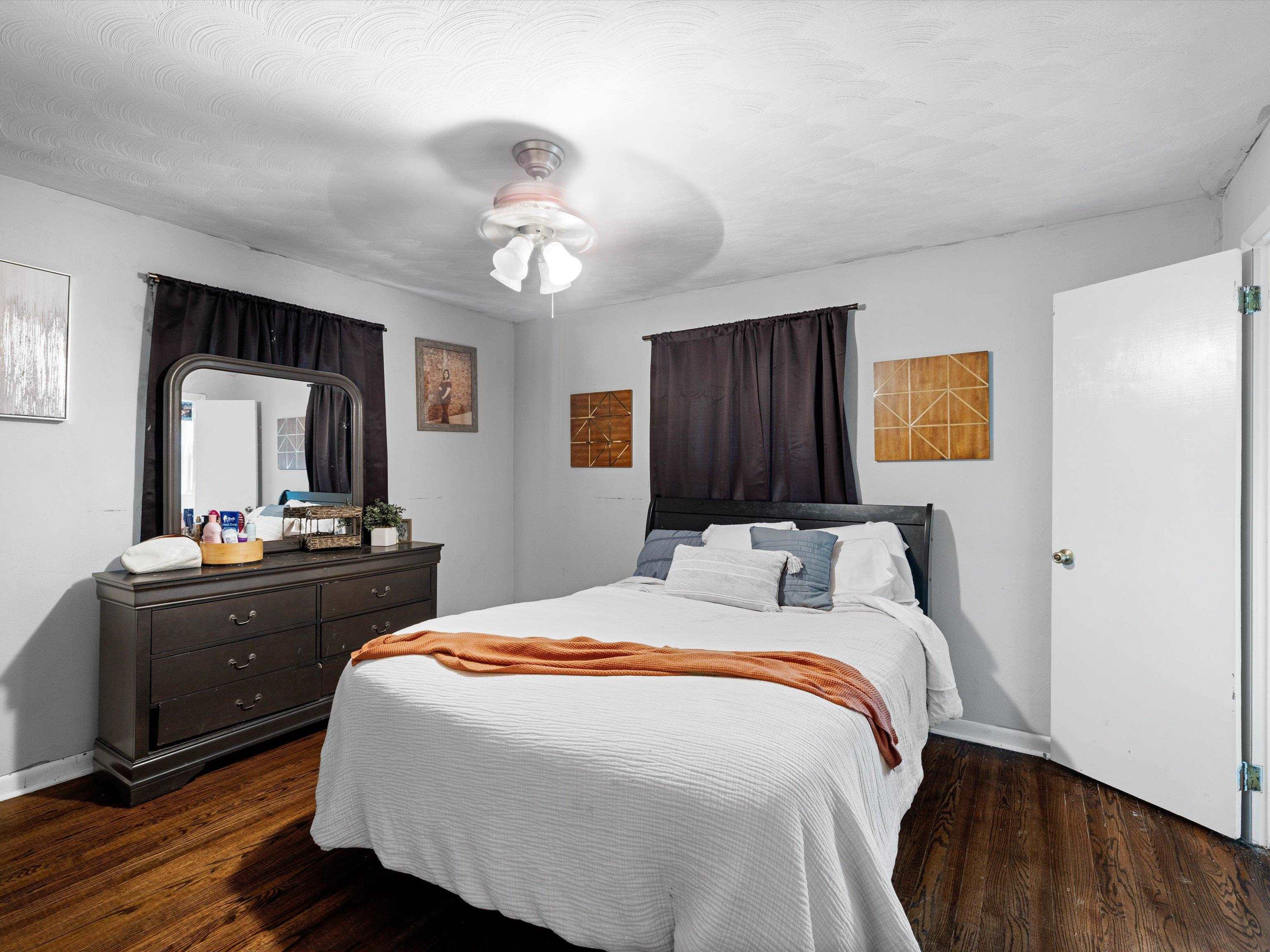 255 Homer Young St, Lewisport, Kentucky 42351, 3 Bedrooms Bedrooms, ,1 BathroomBathrooms,Single Family Residence,For Sale,Homer Young St,87797