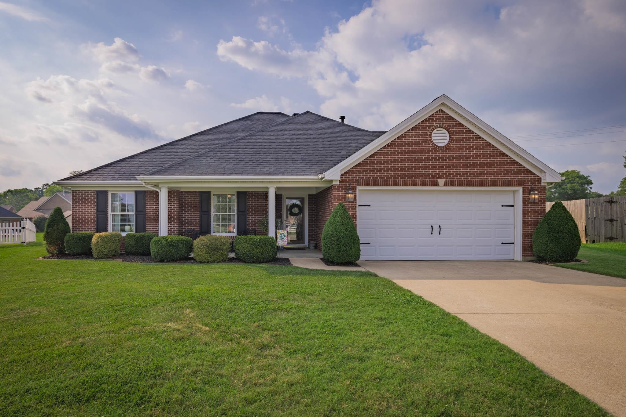2608 Darby Dan Court, Owensboro, Kentucky 42303, 3 Bedrooms Bedrooms, ,2 BathroomsBathrooms,Single Family Residence,For Sale,Darby Dan Court,87805