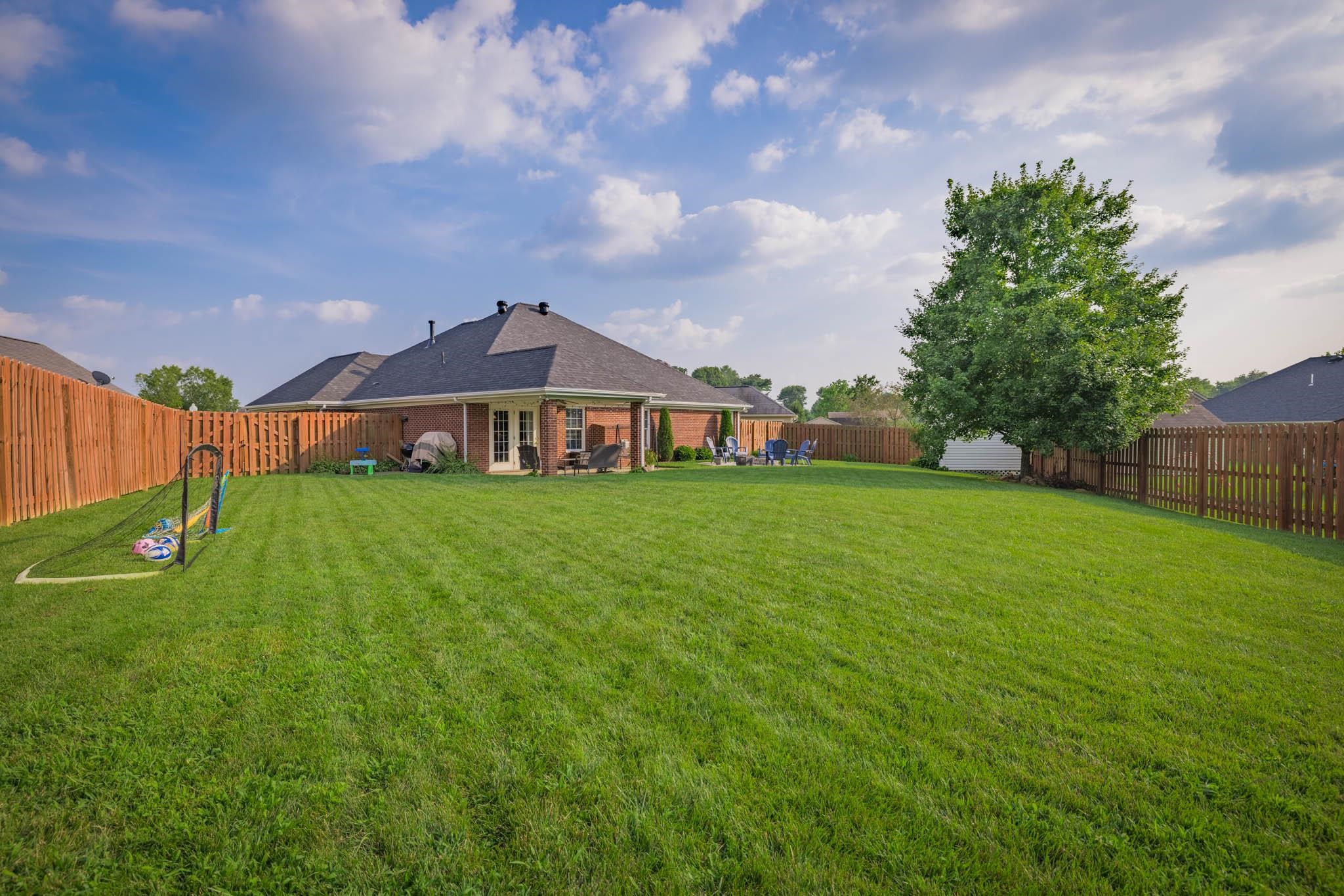 2608 Darby Dan Court, Owensboro, Kentucky 42303, 3 Bedrooms Bedrooms, ,2 BathroomsBathrooms,Single Family Residence,For Sale,Darby Dan Court,87805