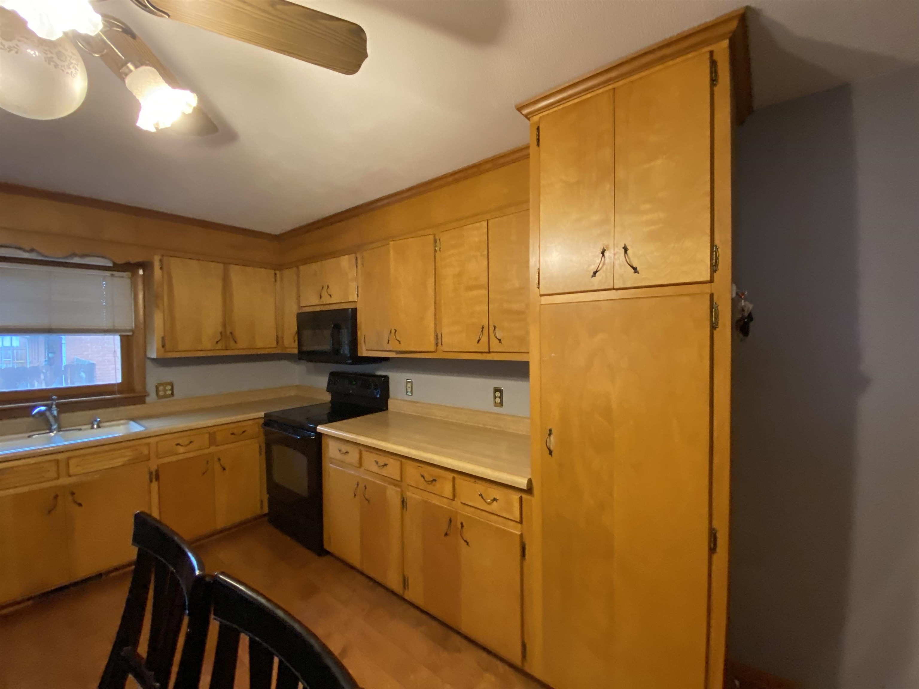 821 Parkway Dr. South, Owensboro, Kentucky 42303, 3 Bedrooms Bedrooms, ,2 BathroomsBathrooms,Single Family Residence,For Sale,Parkway Dr. South,87806