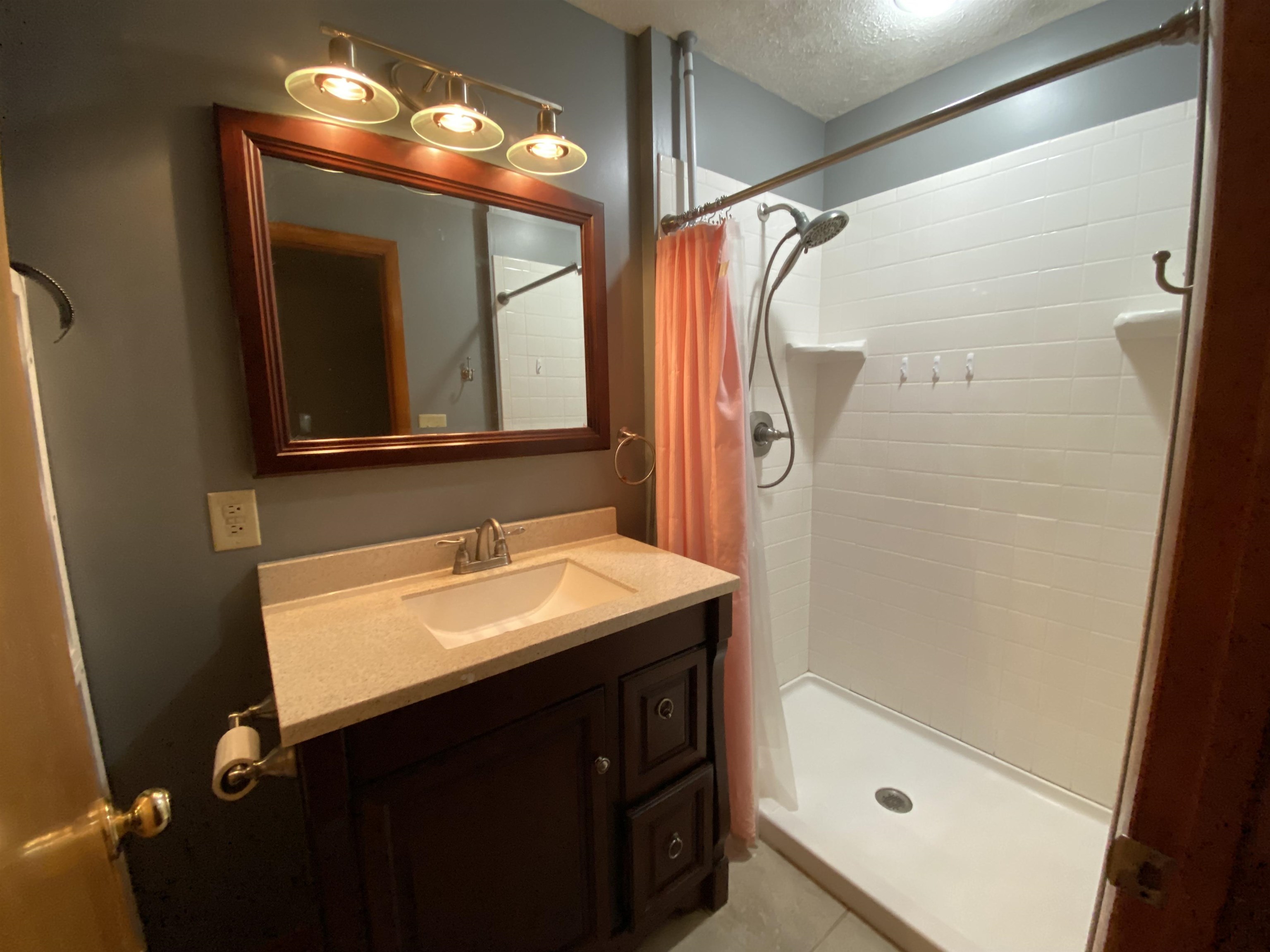 821 Parkway Dr. South, Owensboro, Kentucky 42303, 3 Bedrooms Bedrooms, ,2 BathroomsBathrooms,Single Family Residence,For Sale,Parkway Dr. South,87806