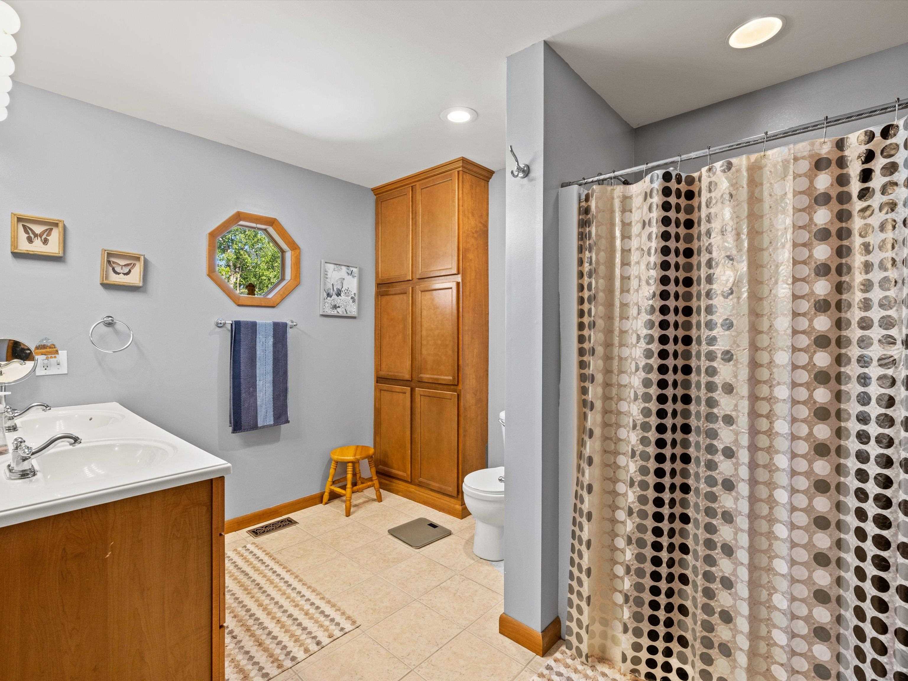 271 Cinderella Drive, Owensboro, Kentucky 42303-0248, 3 Bedrooms Bedrooms, ,2 BathroomsBathrooms,Single Family Residence,For Sale,Cinderella Drive,87808
