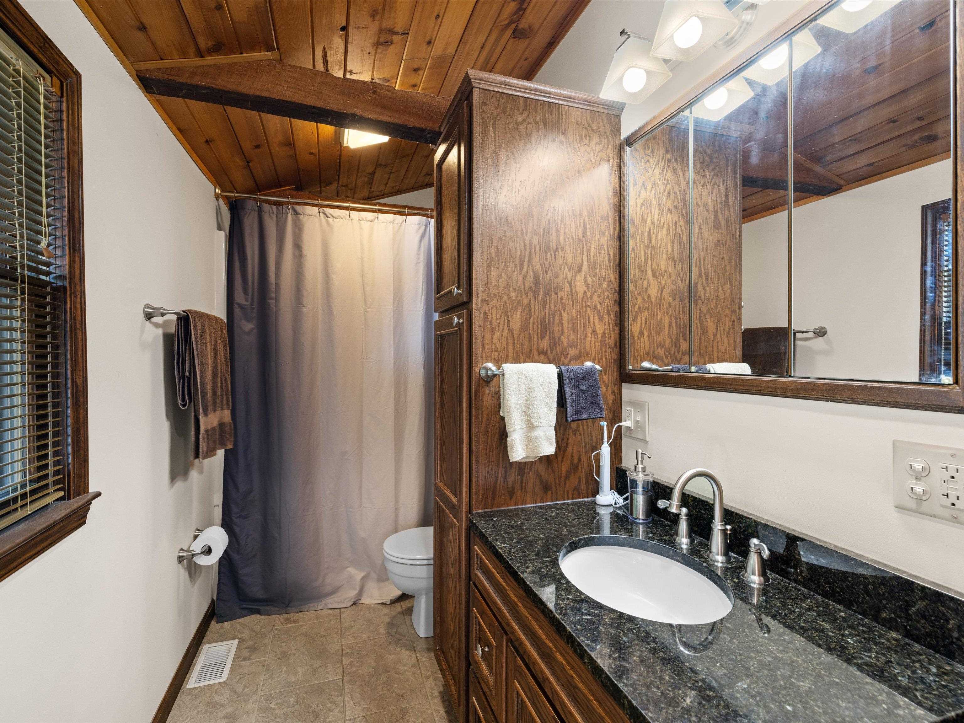 3400 Saint Ann St., Owensboro, Kentucky 42303, 3 Bedrooms Bedrooms, ,2 BathroomsBathrooms,Single Family Residence,For Sale,Saint Ann St.,87814