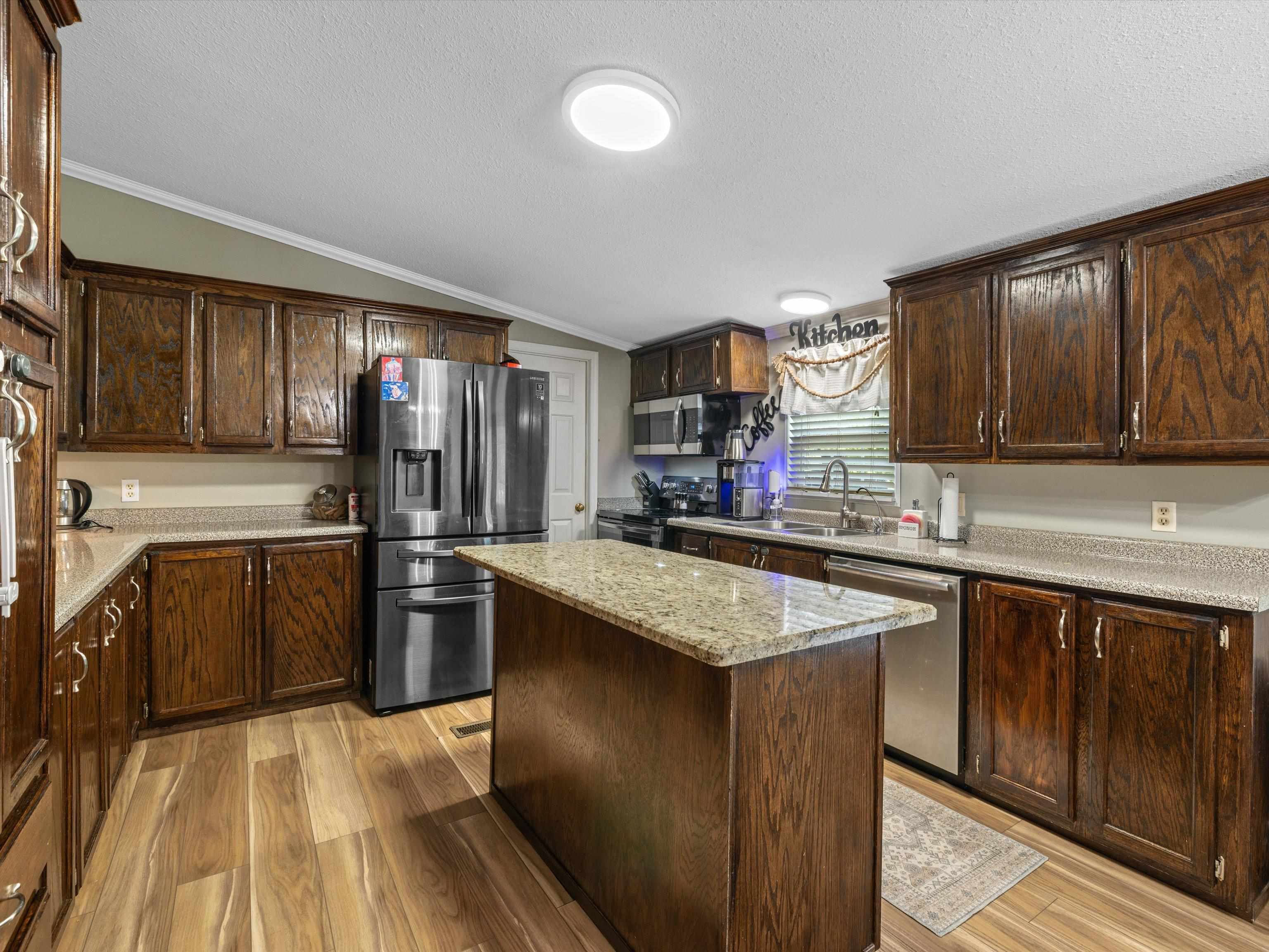 9231 HWY 231, Utica, Kentucky 42376, 4 Bedrooms Bedrooms, ,2 BathroomsBathrooms,Single Family Residence,For Sale,HWY 231,87818