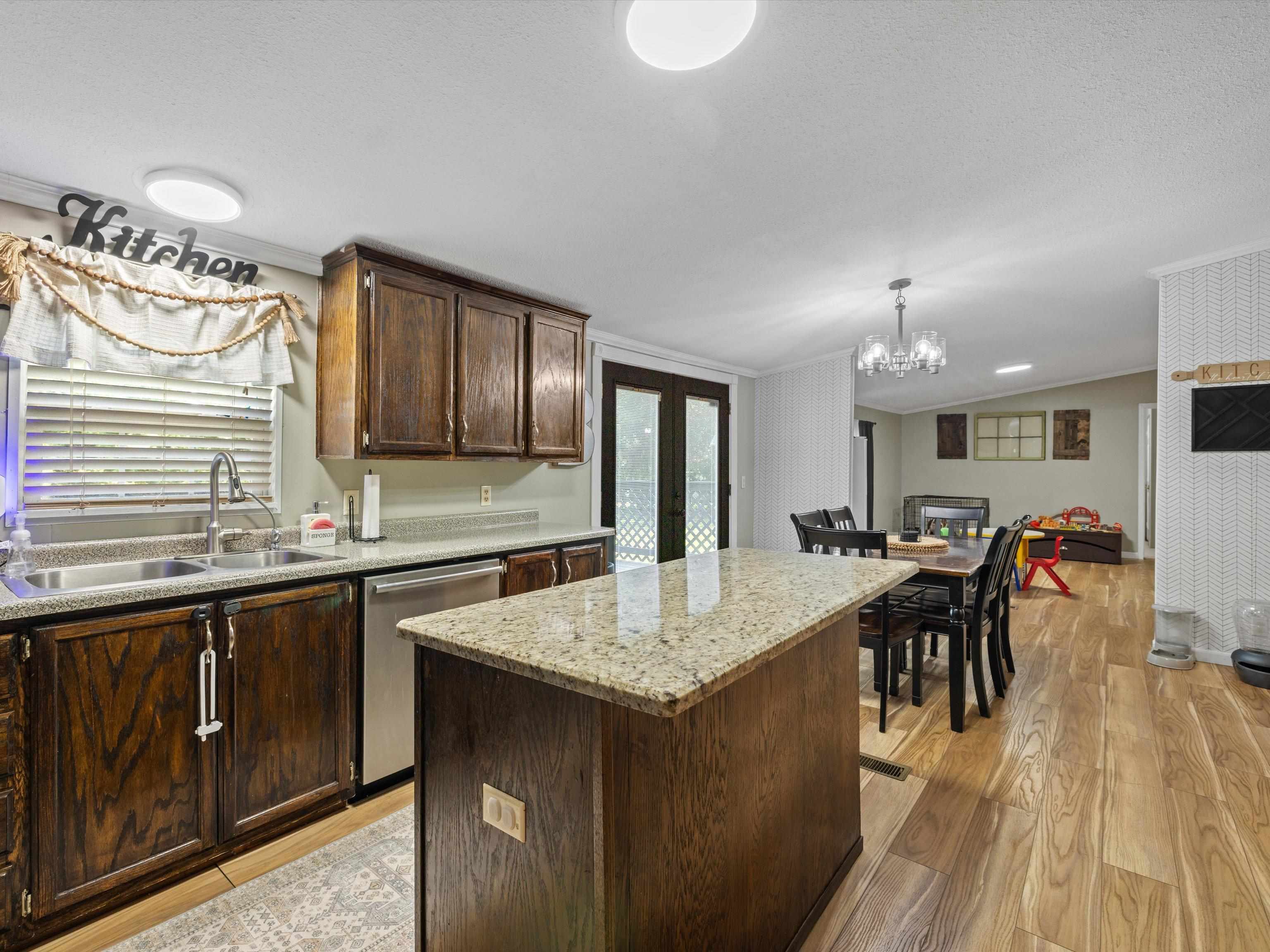 9231 HWY 231, Utica, Kentucky 42376, 4 Bedrooms Bedrooms, ,2 BathroomsBathrooms,Single Family Residence,For Sale,HWY 231,87818