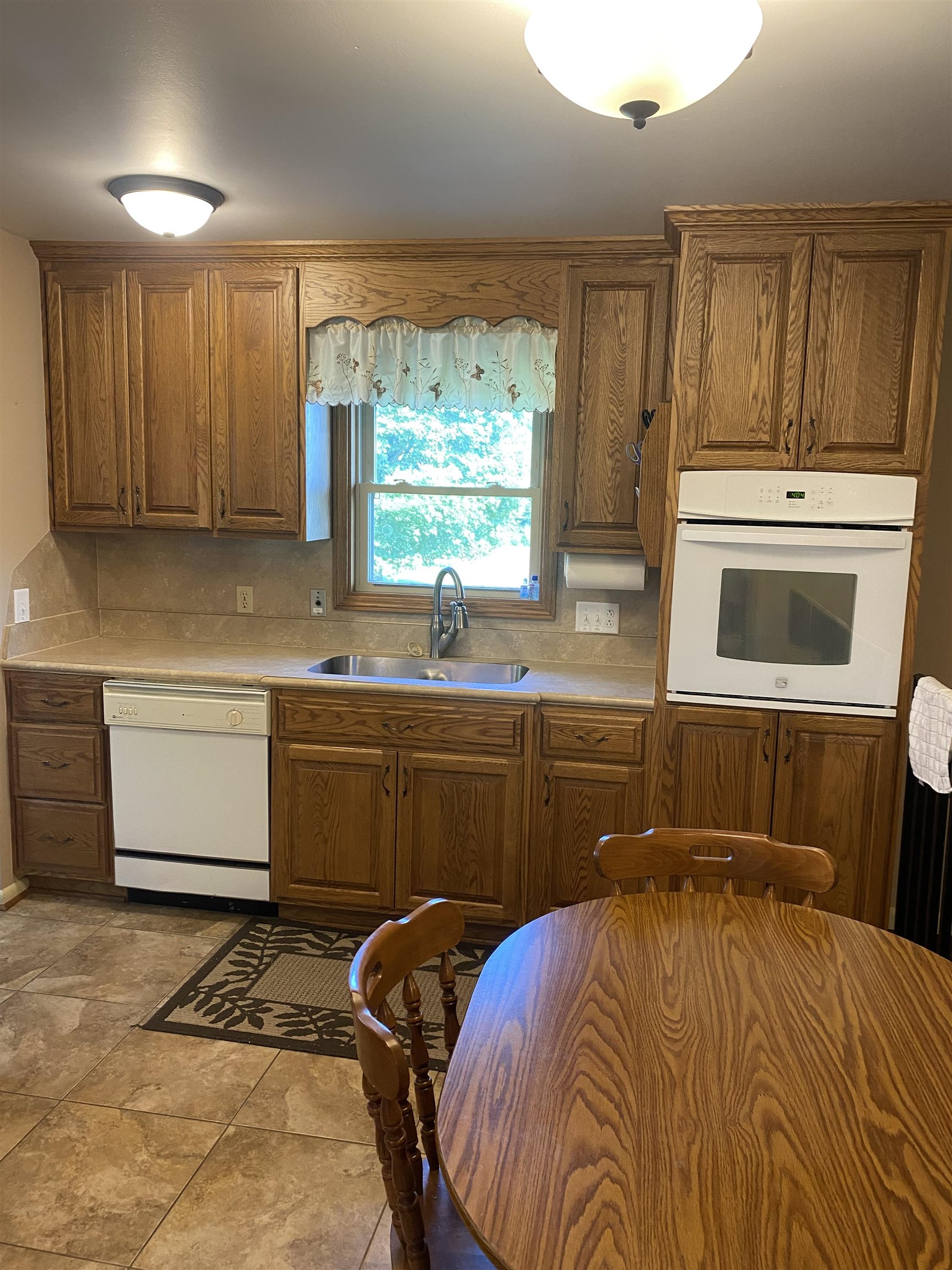 5540 Graham Lane, Owensboro, Kentucky 42303, 4 Bedrooms Bedrooms, ,2 BathroomsBathrooms,Single Family Residence,For Sale,Graham Lane,87820