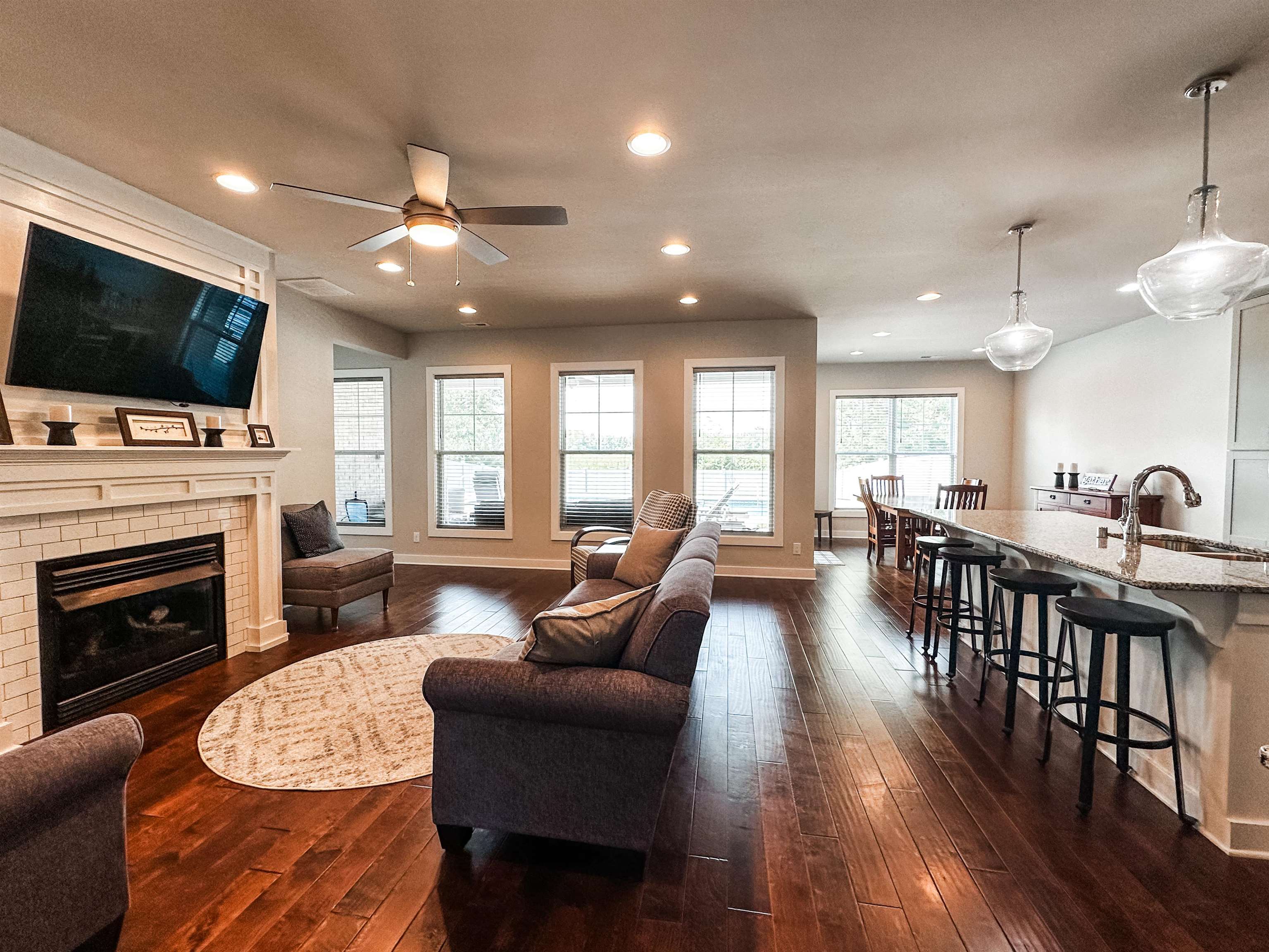 3865 Brookfield Dr, Owensboro, Kentucky 42303, 4 Bedrooms Bedrooms, ,2 BathroomsBathrooms,Single Family Residence,For Sale,Brookfield Dr,87821