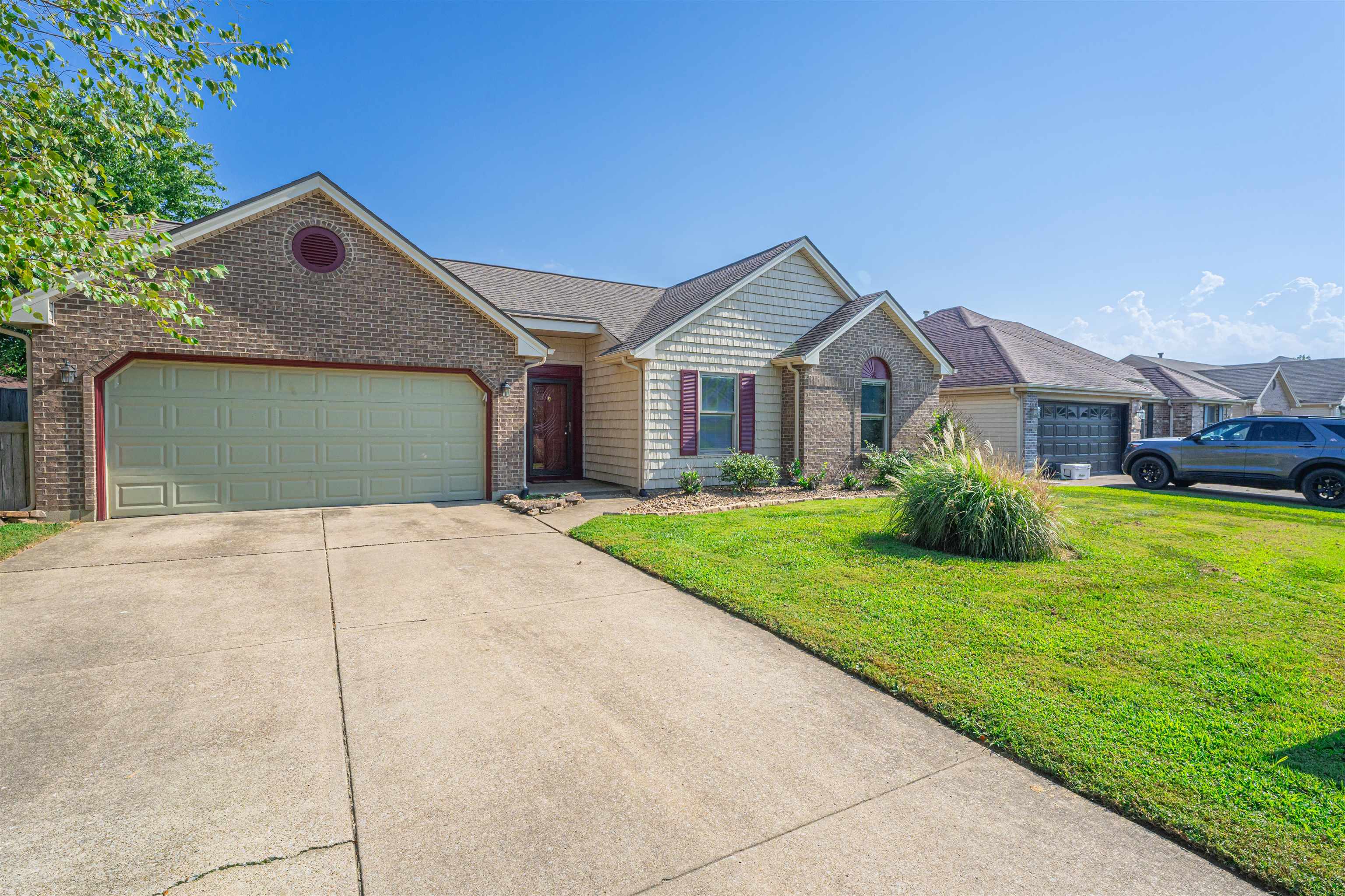 4619 McIntire Crossing, Owensboro, Kentucky 42301, 3 Bedrooms Bedrooms, ,2 BathroomsBathrooms,Single Family Residence,For Sale,McIntire Crossing,87827
