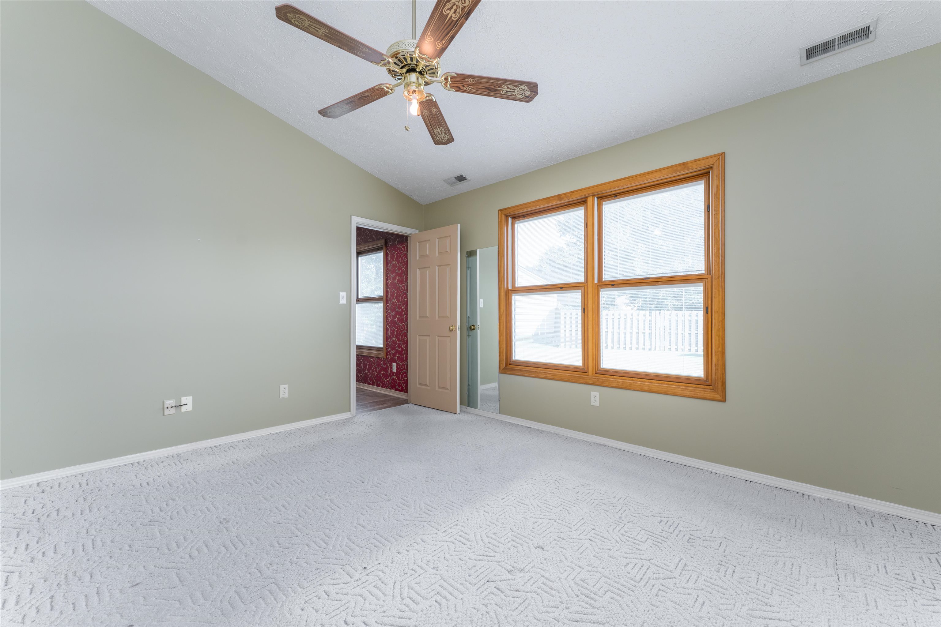 4619 McIntire Crossing, Owensboro, Kentucky 42301, 3 Bedrooms Bedrooms, ,2 BathroomsBathrooms,Single Family Residence,For Sale,McIntire Crossing,87827