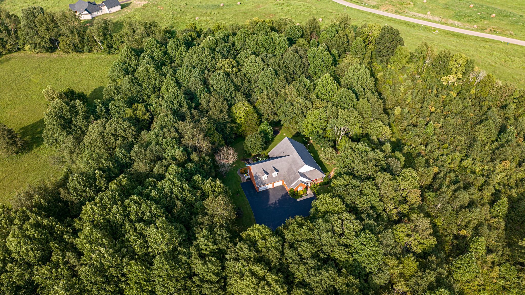 470 Goss Parrish Road, Bowling Green, Kentucky 42103, 4 Bedrooms Bedrooms, ,3 BathroomsBathrooms,Single Family Residence,For Sale,Goss Parrish Road,87831