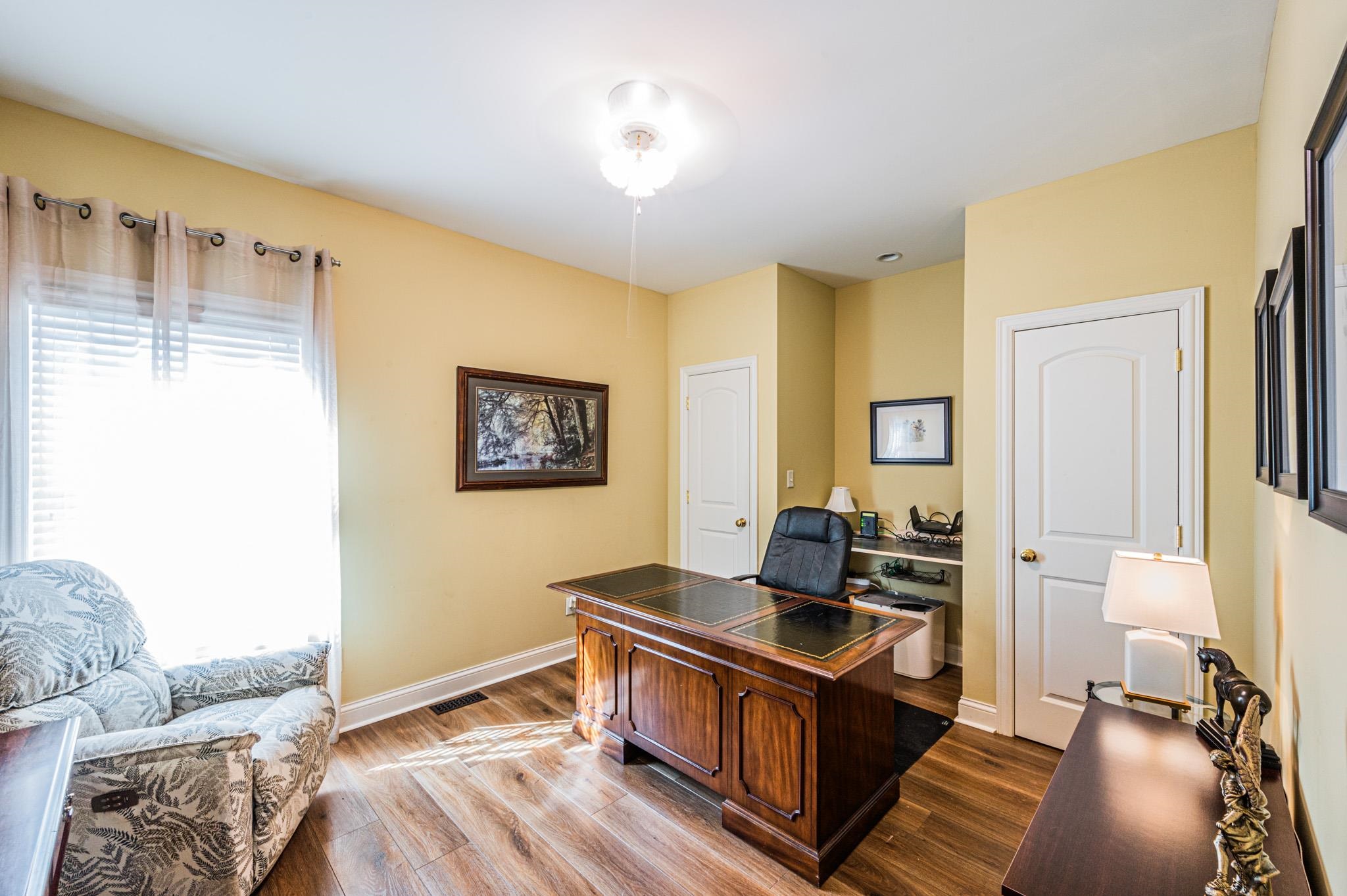 470 Goss Parrish Road, Bowling Green, Kentucky 42103, 4 Bedrooms Bedrooms, ,3 BathroomsBathrooms,Single Family Residence,For Sale,Goss Parrish Road,87831