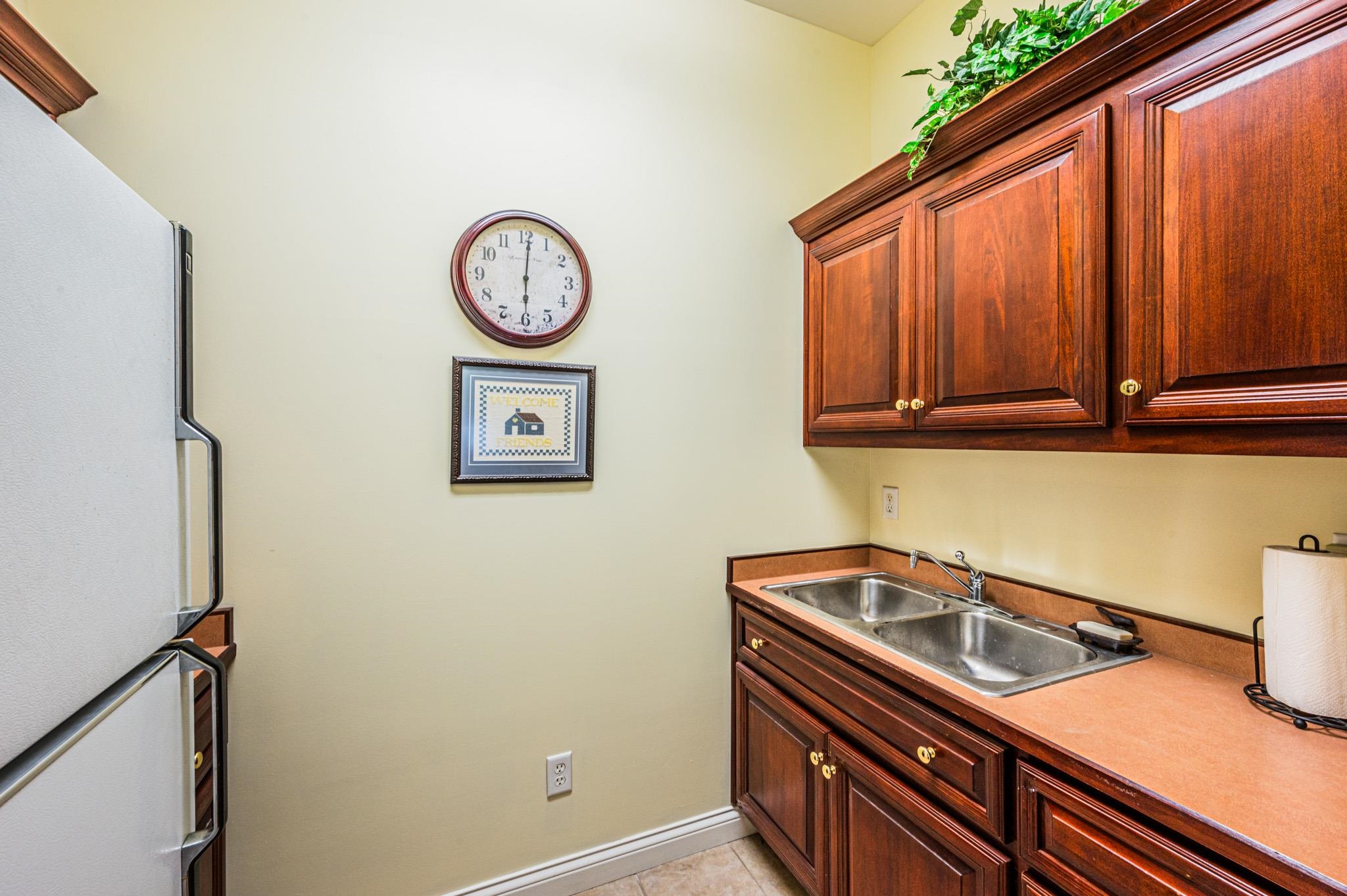 470 Goss Parrish Road, Bowling Green, Kentucky 42103, 4 Bedrooms Bedrooms, ,3 BathroomsBathrooms,Single Family Residence,For Sale,Goss Parrish Road,87831