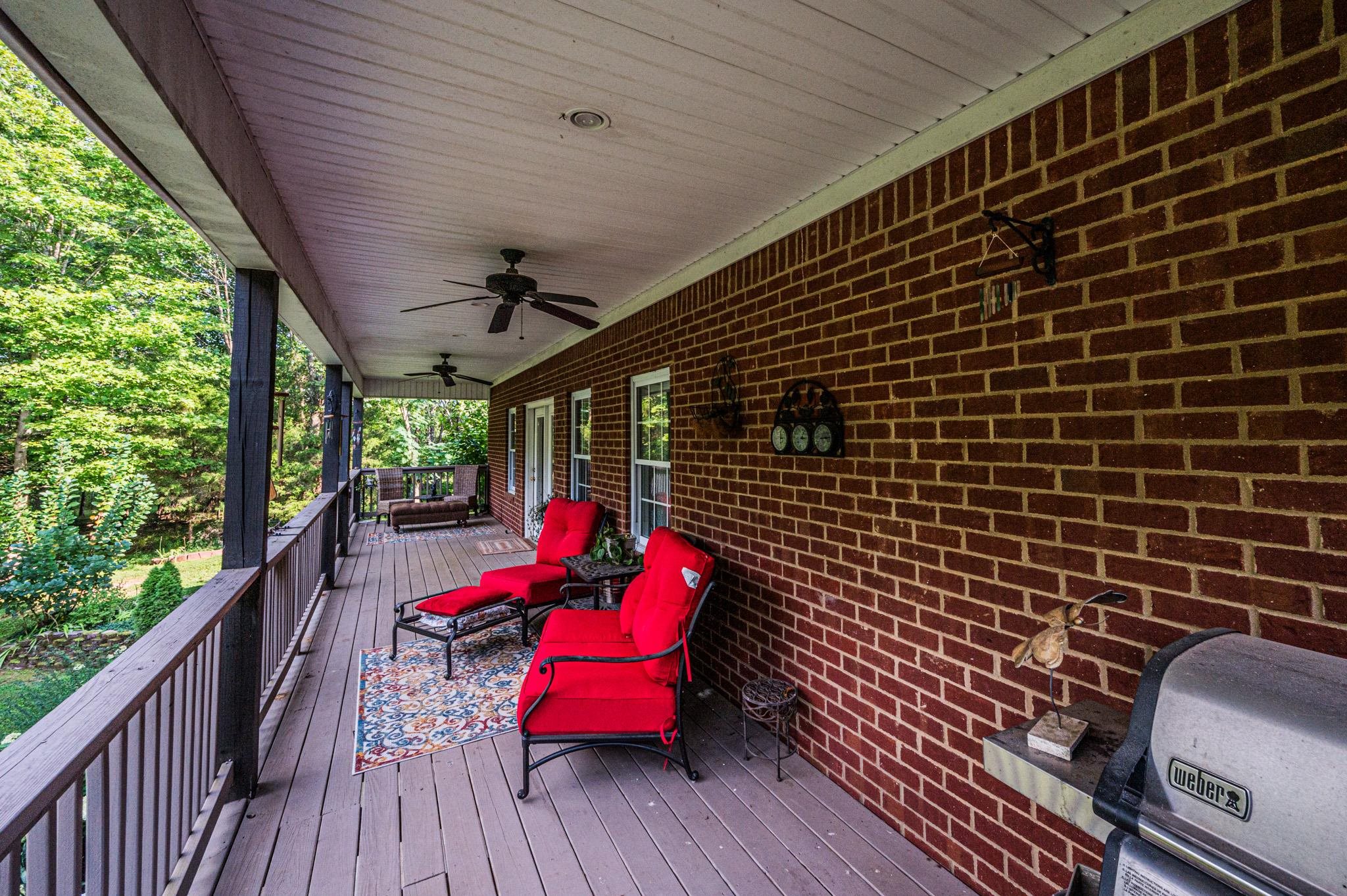 470 Goss Parrish Road, Bowling Green, Kentucky 42103, 4 Bedrooms Bedrooms, ,3 BathroomsBathrooms,Single Family Residence,For Sale,Goss Parrish Road,87831