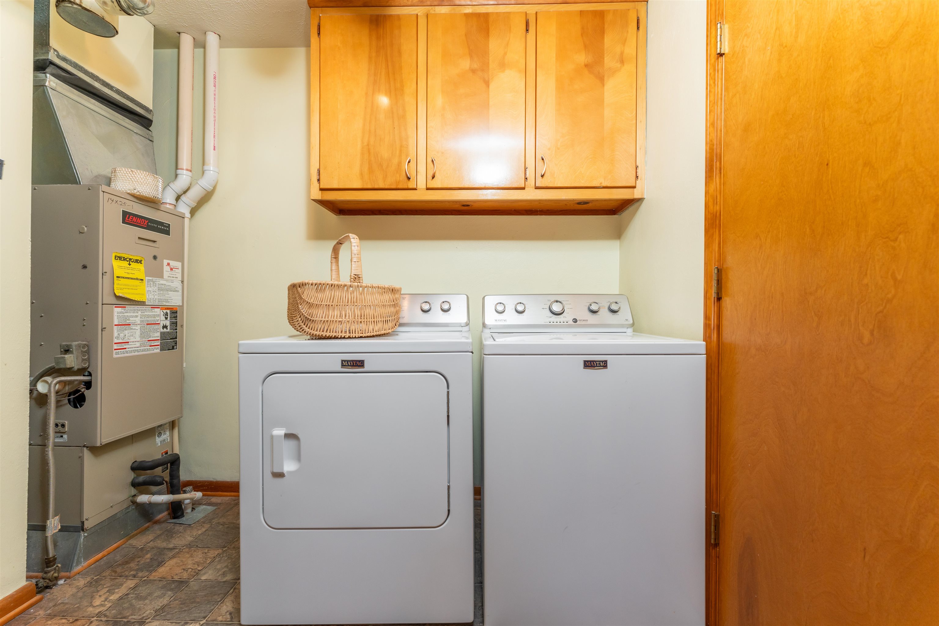 3825 Steele Drive, Owensboro, Kentucky 42303, 3 Bedrooms Bedrooms, ,1 BathroomBathrooms,Single Family Residence,For Sale,Steele Drive,87840