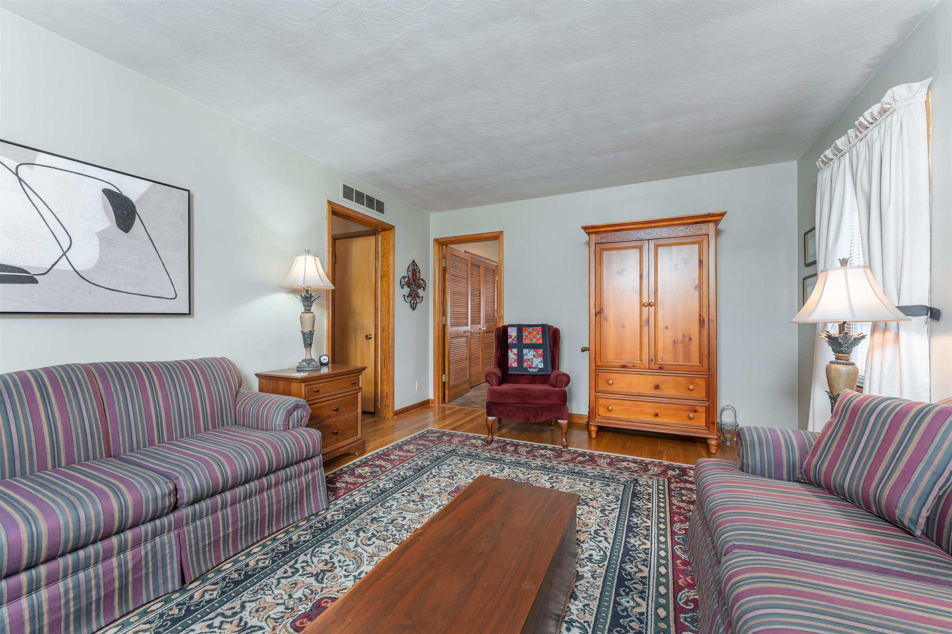 3825 Steele Drive, Owensboro, Kentucky 42303, 3 Bedrooms Bedrooms, ,1 BathroomBathrooms,Single Family Residence,For Sale,Steele Drive,87840
