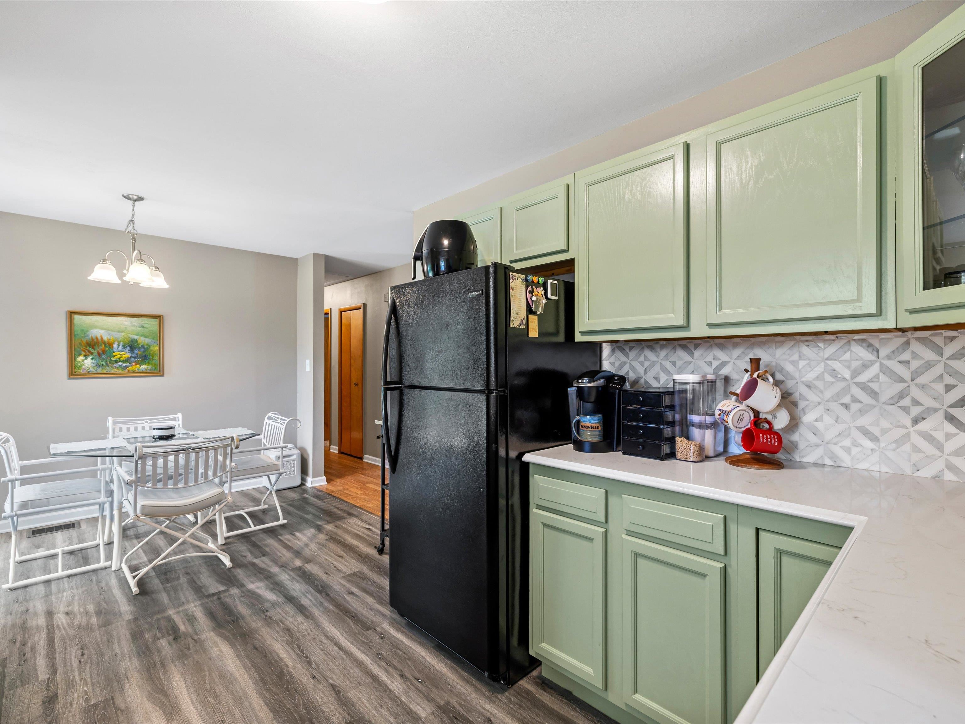 621 Amherst Drive, Owensboro, Kentucky 42303, 3 Bedrooms Bedrooms, ,1 BathroomBathrooms,Single Family Residence,For Sale,Amherst Drive,87846