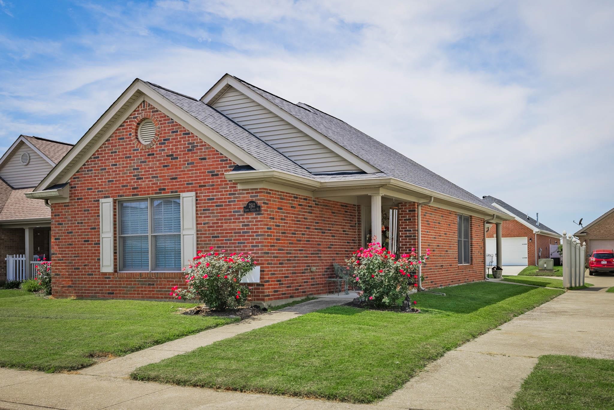 2512 Triple Crown Way, Owensboro, Kentucky 42301, 2 Bedrooms Bedrooms, ,2 BathroomsBathrooms,Single Family Residence,For Sale,Triple Crown Way,87851