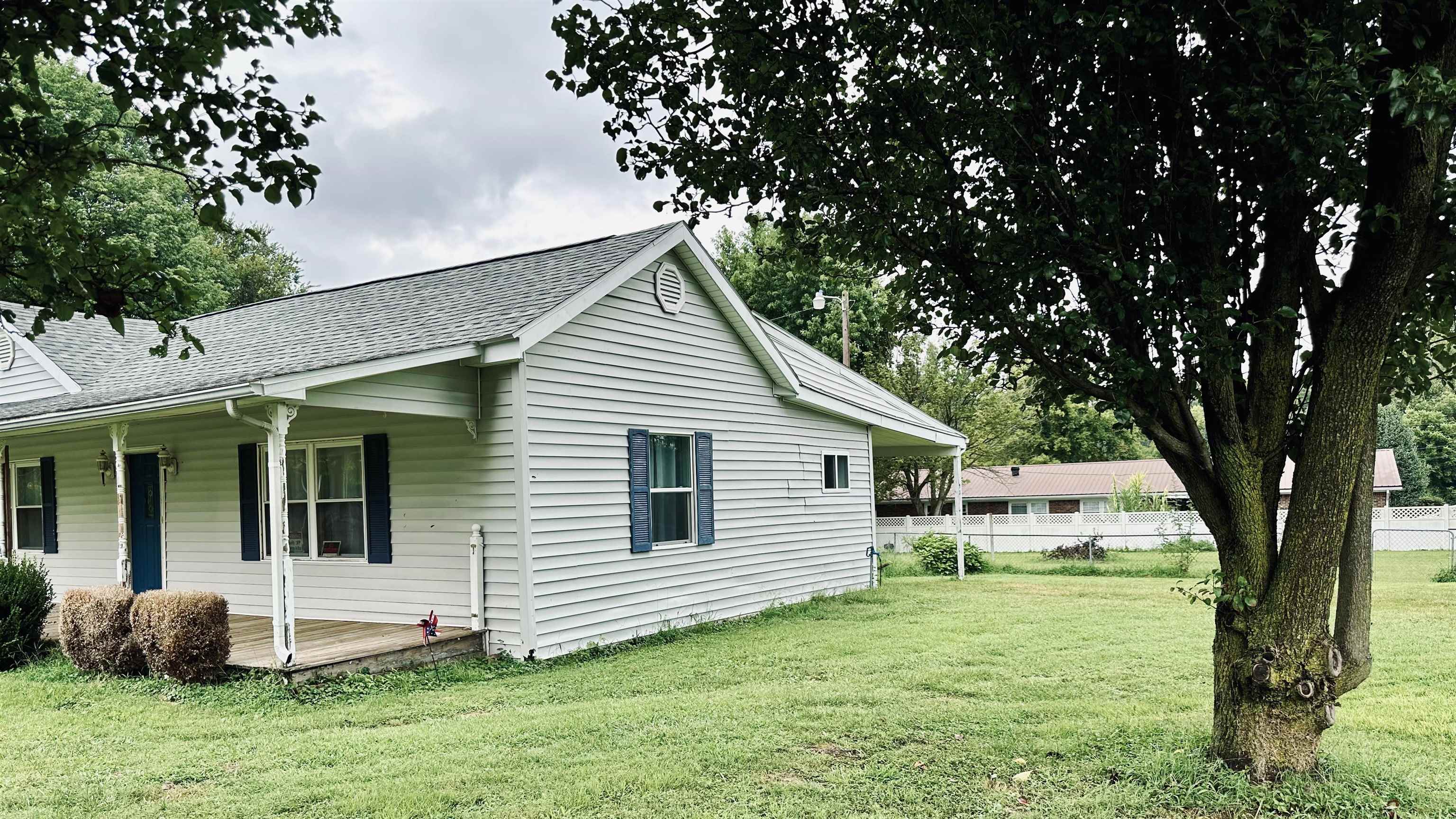 98 Main Street, Rockport, Kentucky 42369, 3 Bedrooms Bedrooms, ,1 BathroomBathrooms,Single Family Residence,For Sale,Main Street,87853