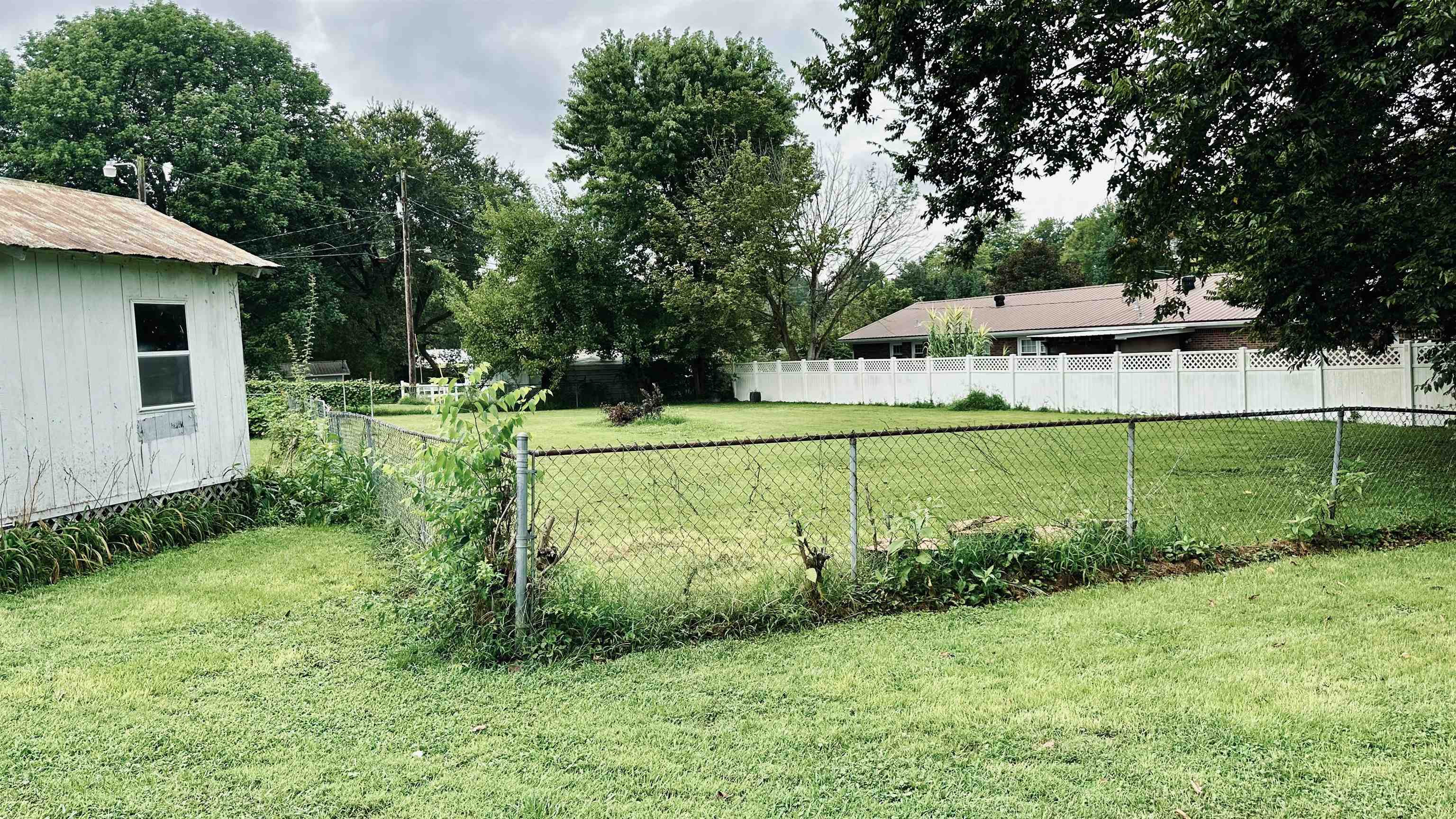 98 Main Street, Rockport, Kentucky 42369, 3 Bedrooms Bedrooms, ,1 BathroomBathrooms,Single Family Residence,For Sale,Main Street,87853