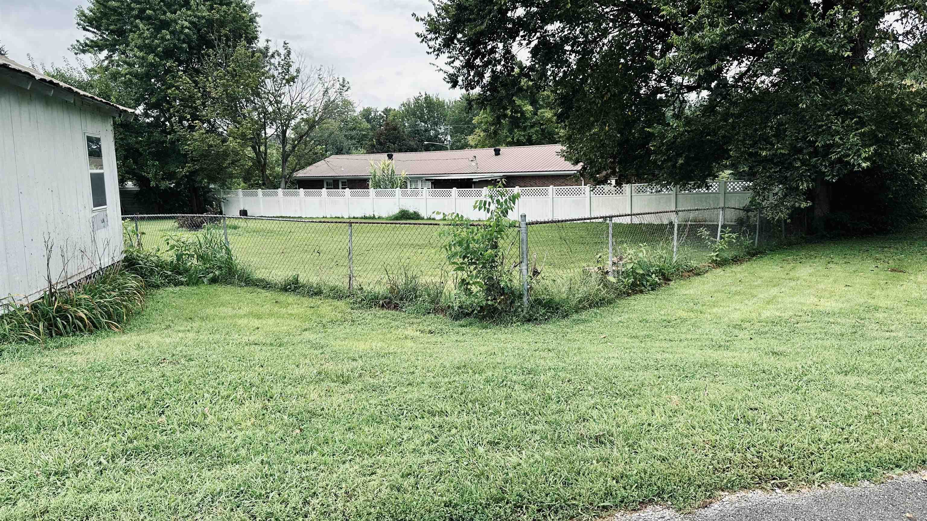 98 Main Street, Rockport, Kentucky 42369, 3 Bedrooms Bedrooms, ,1 BathroomBathrooms,Single Family Residence,For Sale,Main Street,87853